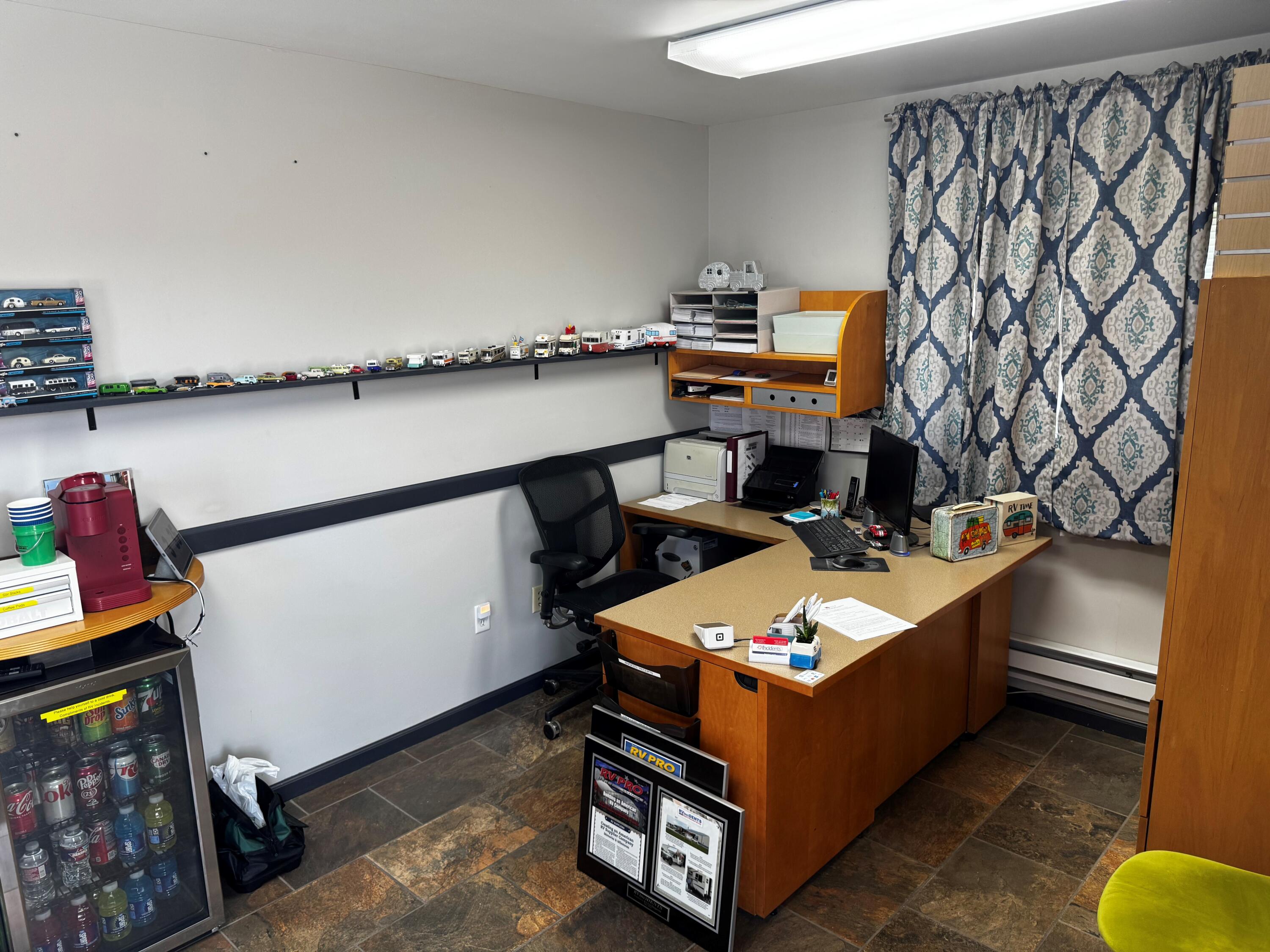 2042 James River Court Property Photo 2
