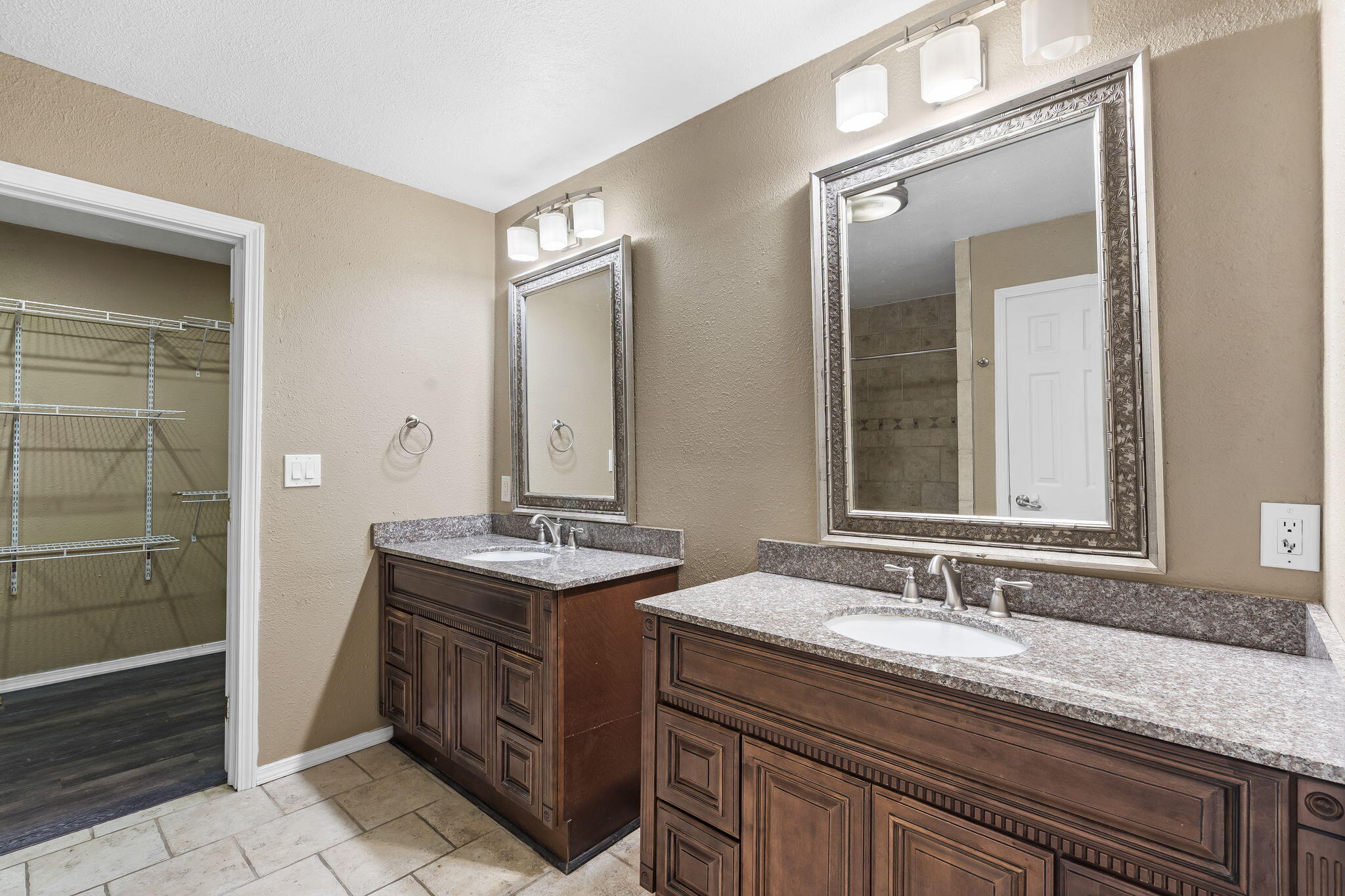 167 Eagle Valley Court Property Photo 15