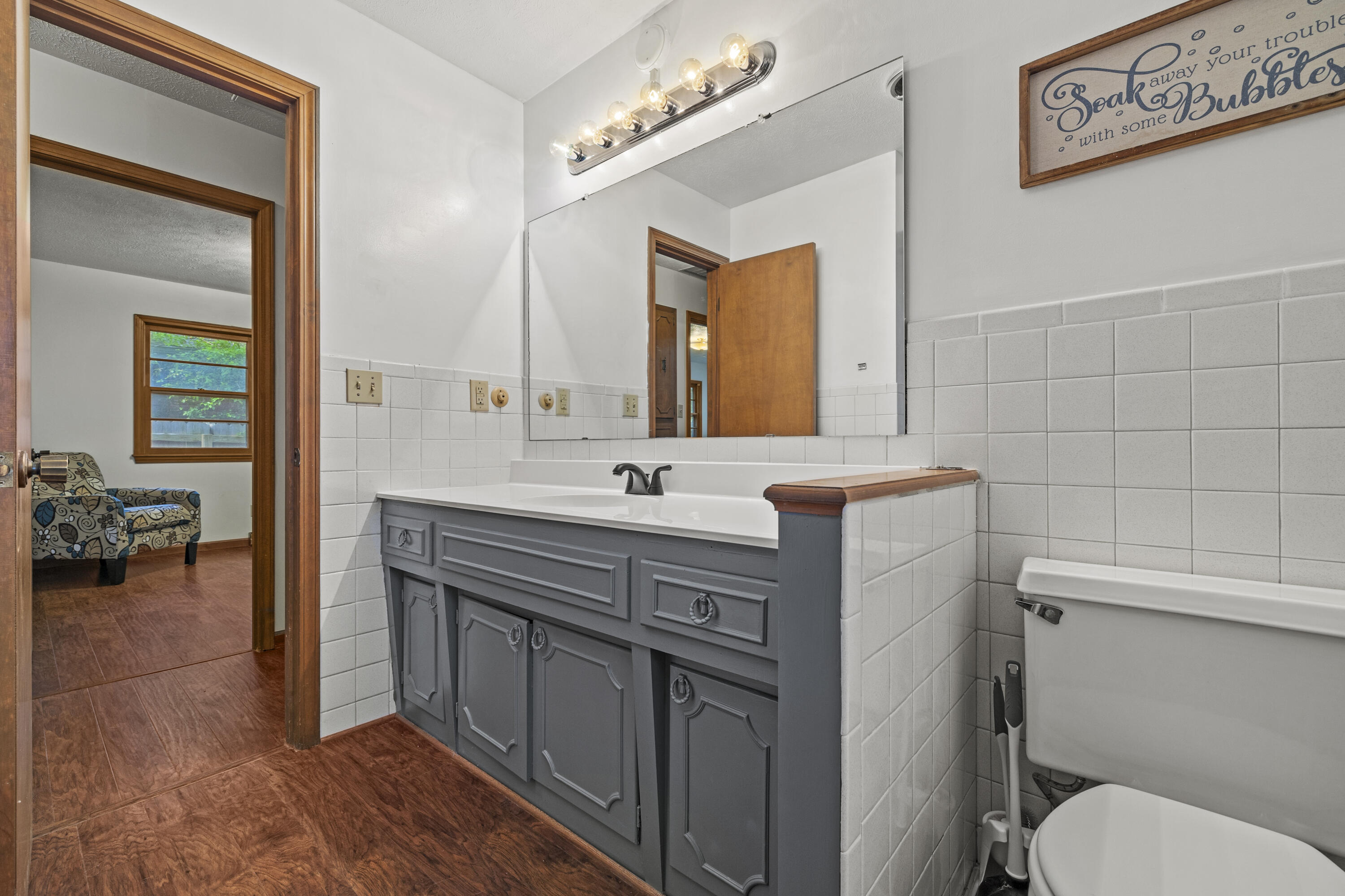 716 South Rogers Avenue Property Photo 17