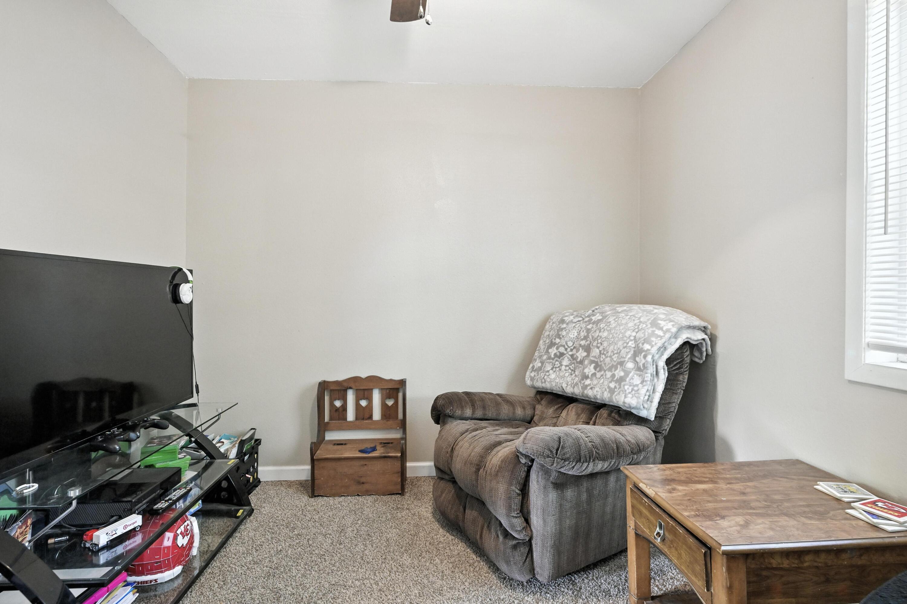 1515 Hilldale Drive Property Photo 21