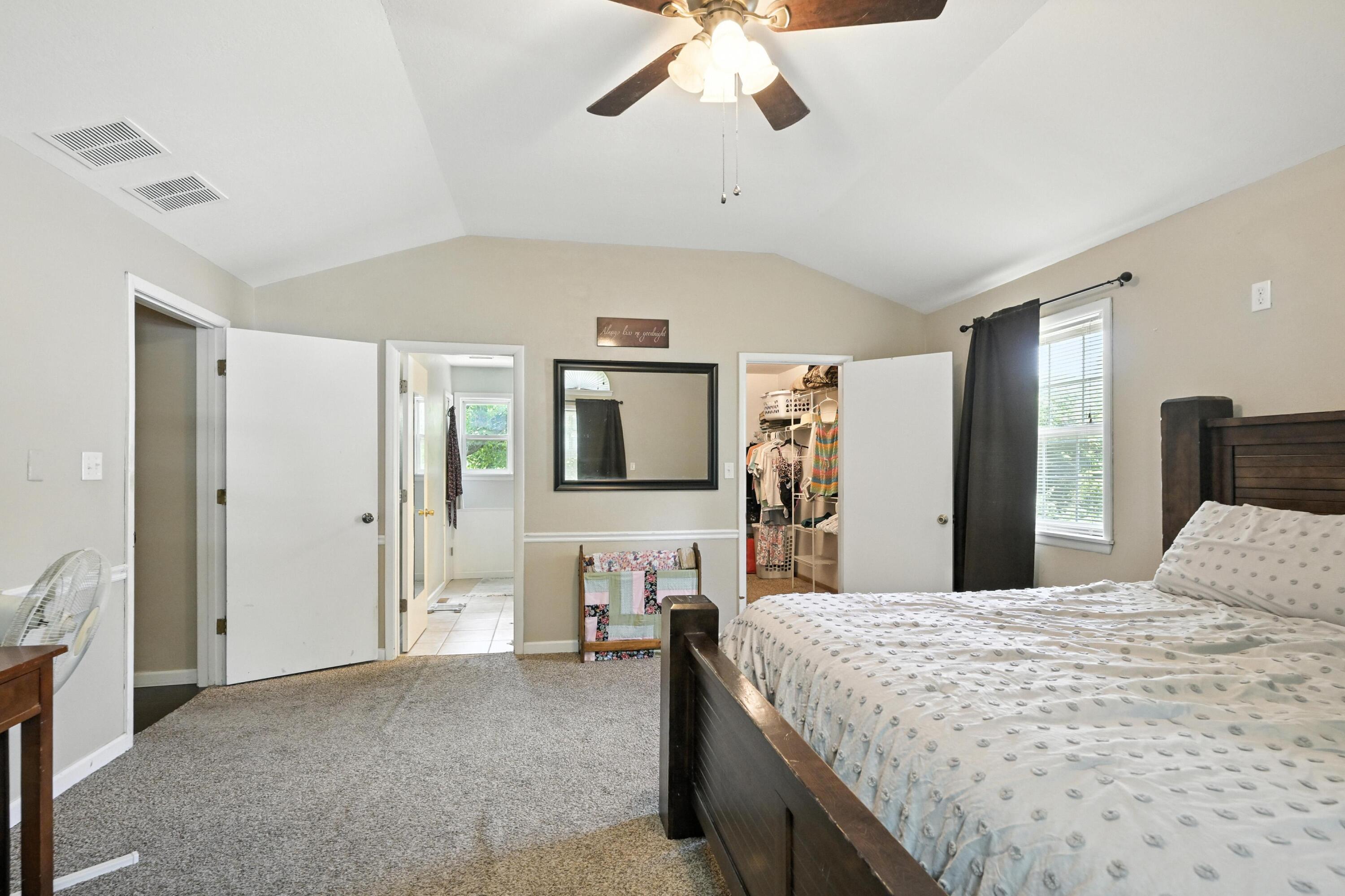 1515 Hilldale Drive Property Photo 34