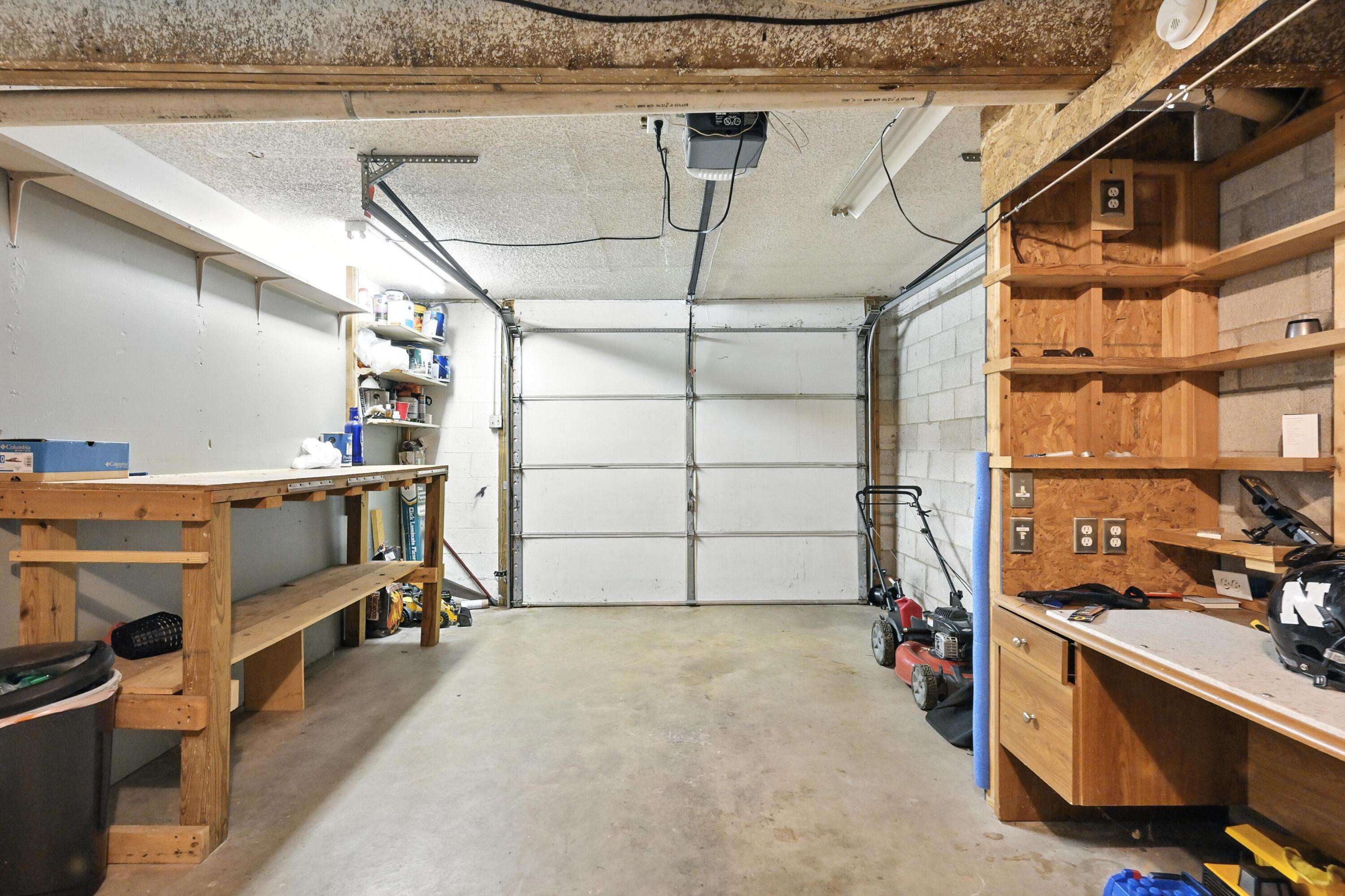 1515 Hilldale Drive Property Photo 44