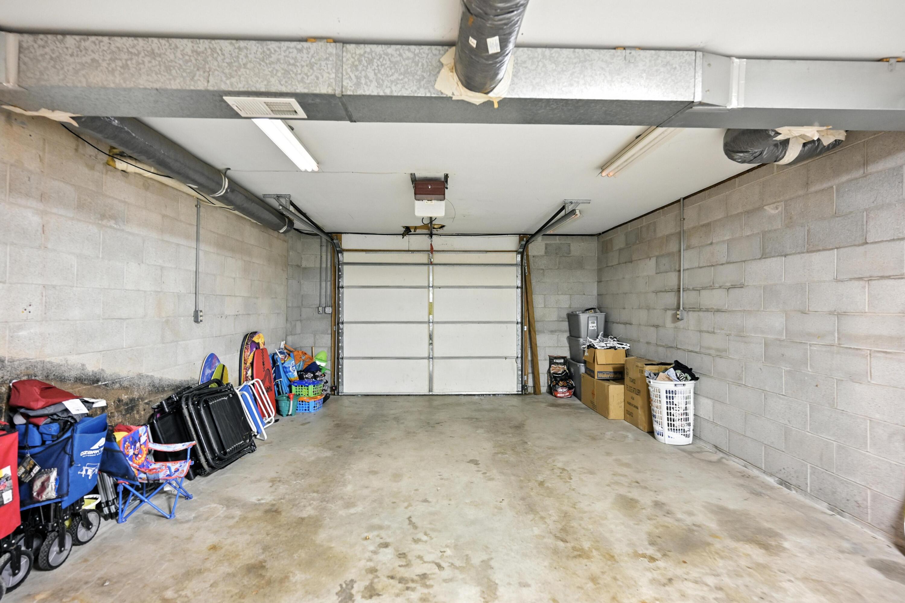 1515 Hilldale Drive Property Photo 46