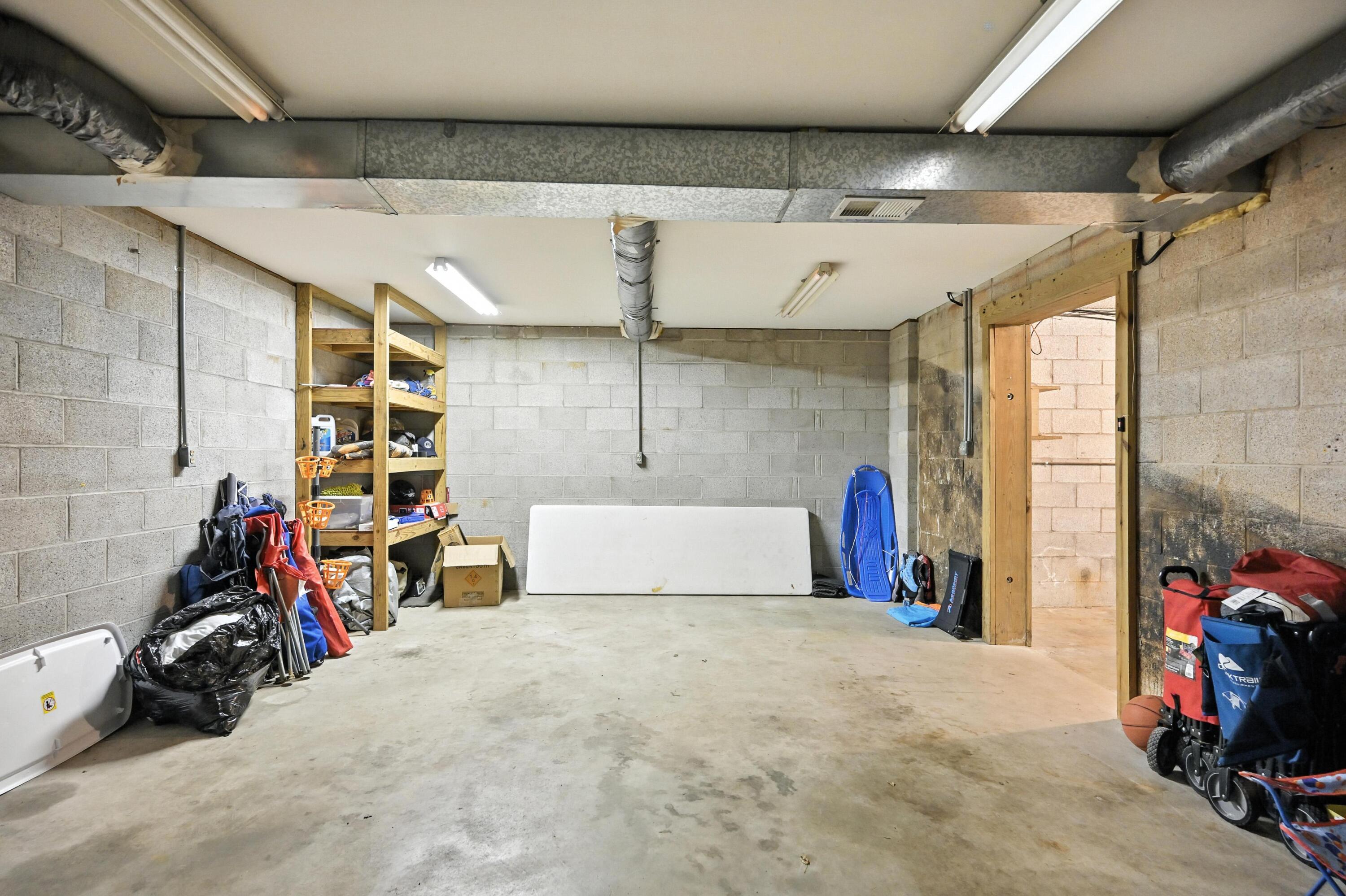 1515 Hilldale Drive Property Photo 47