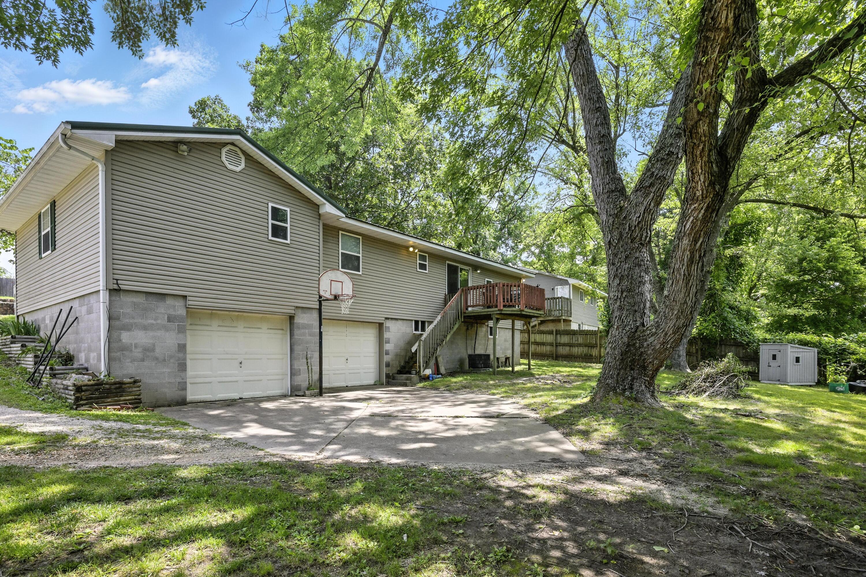1515 Hilldale Drive Property Photo 50