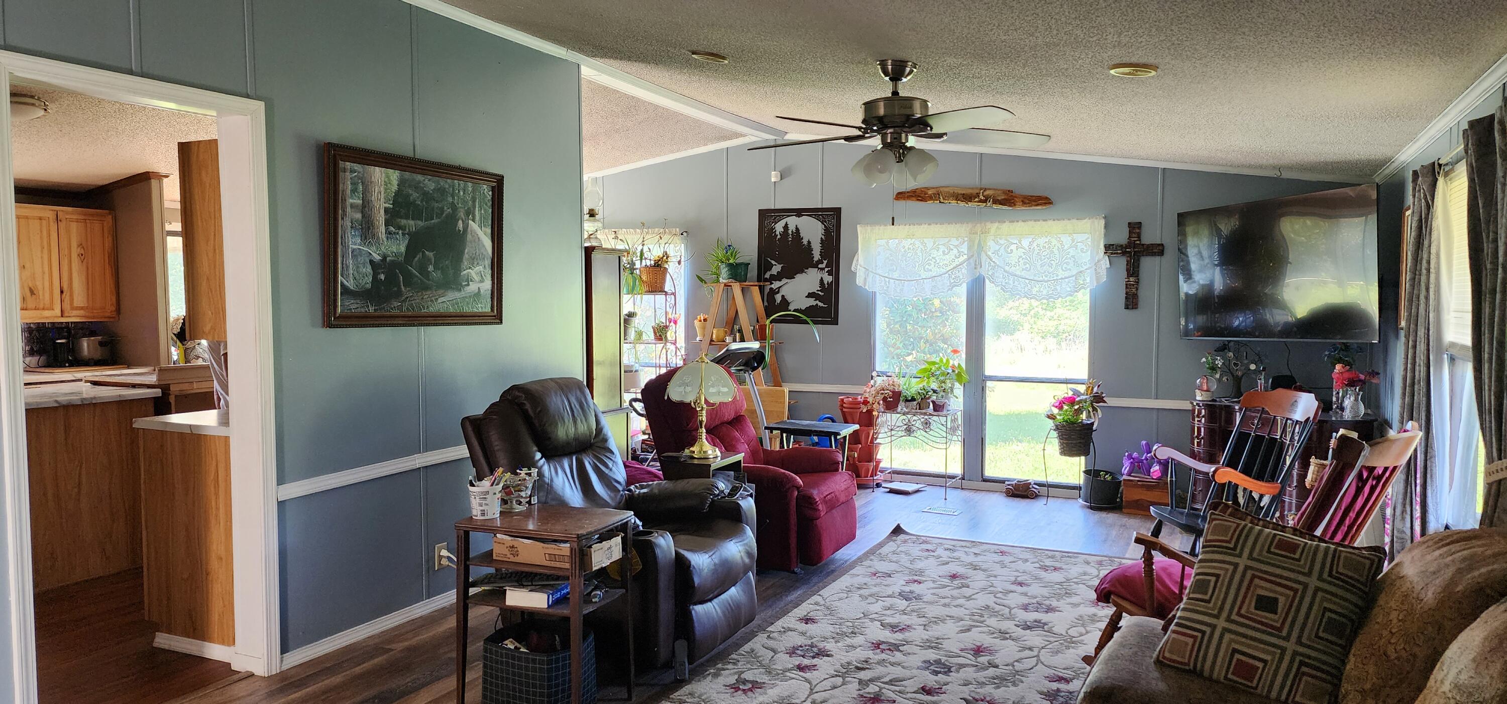 10842 Us Highway 63 Property Photo 16
