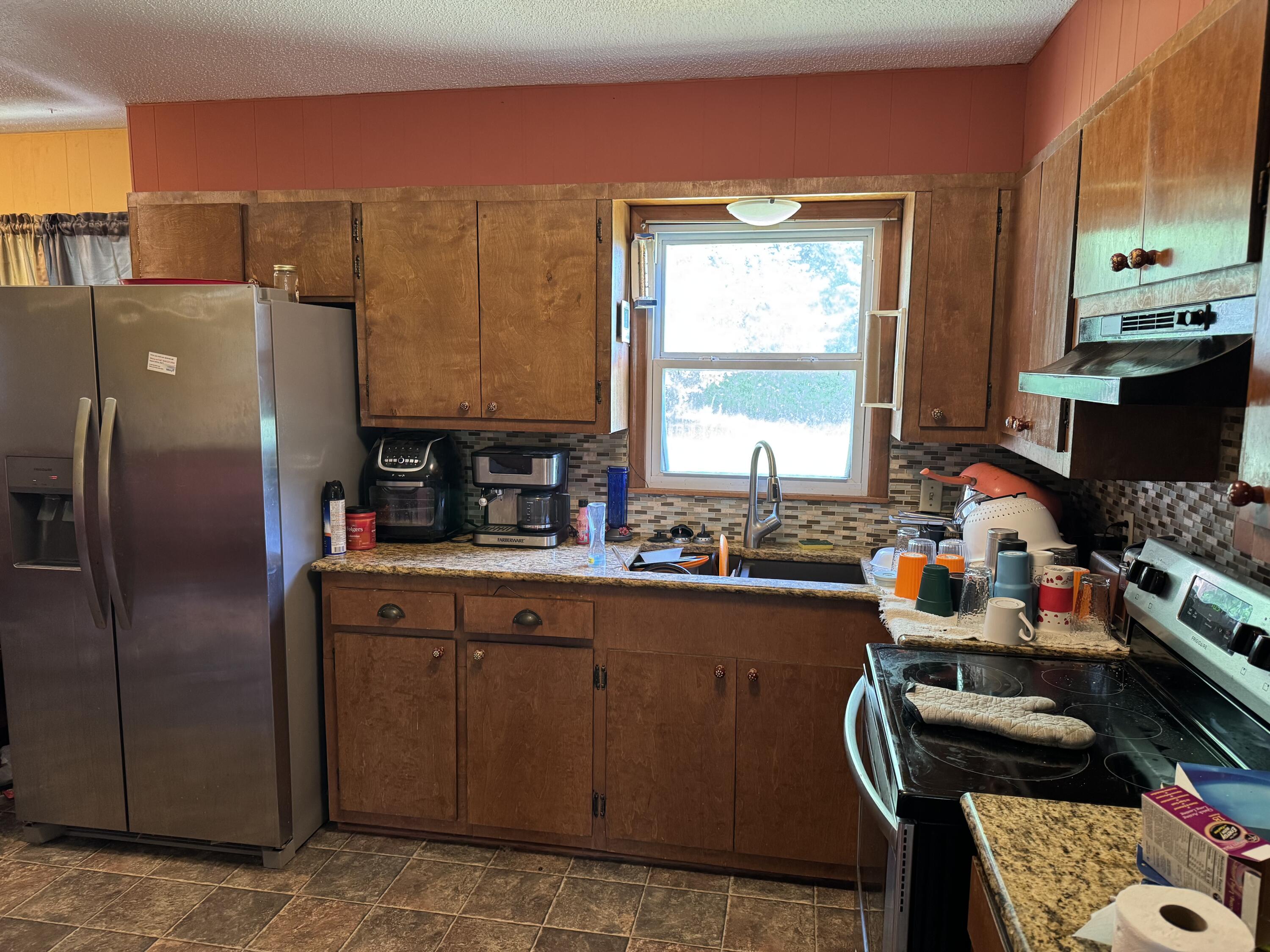 806 Lathrop Avenue Property Photo 4
