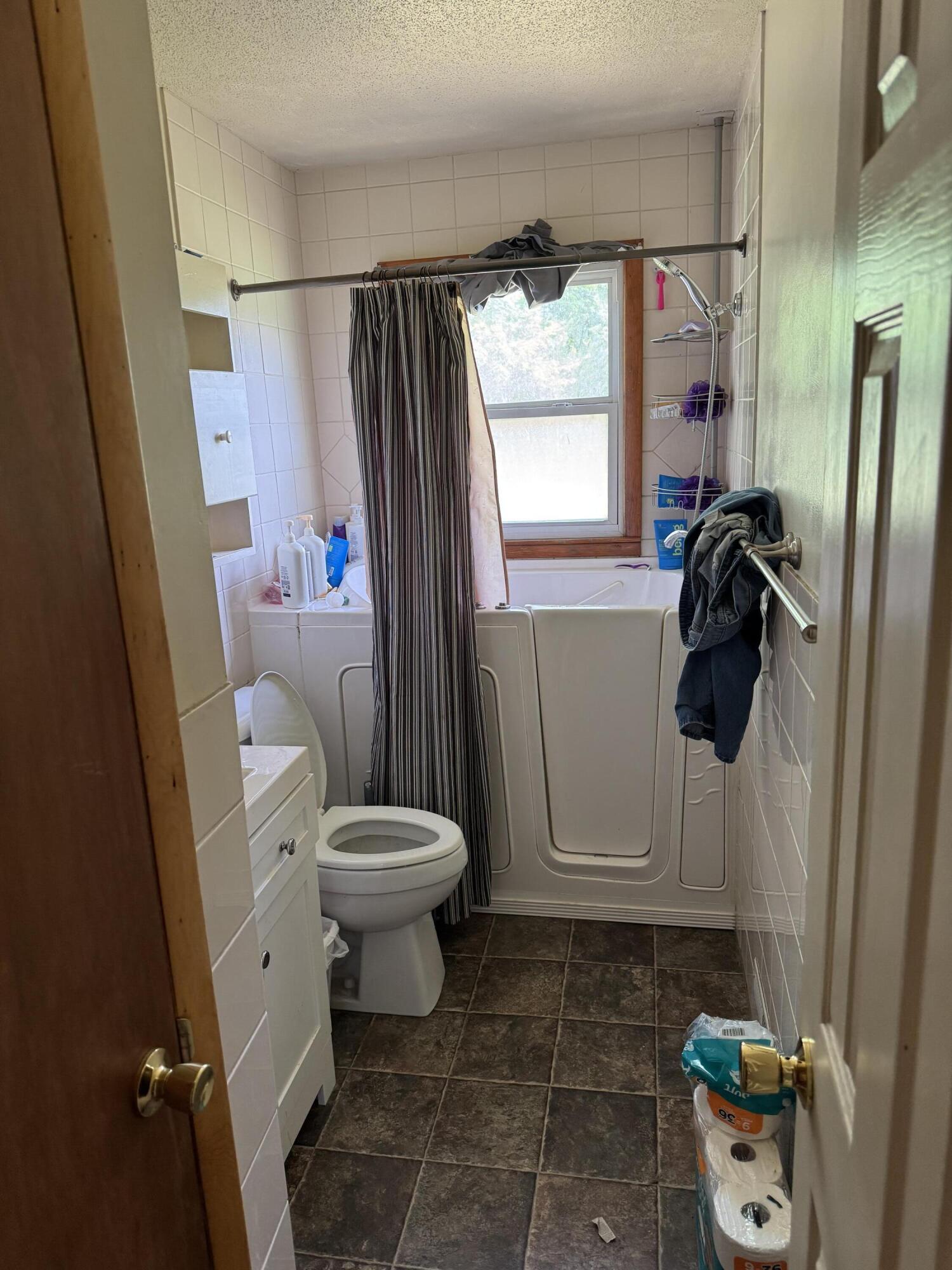 806 Lathrop Avenue Property Photo 10