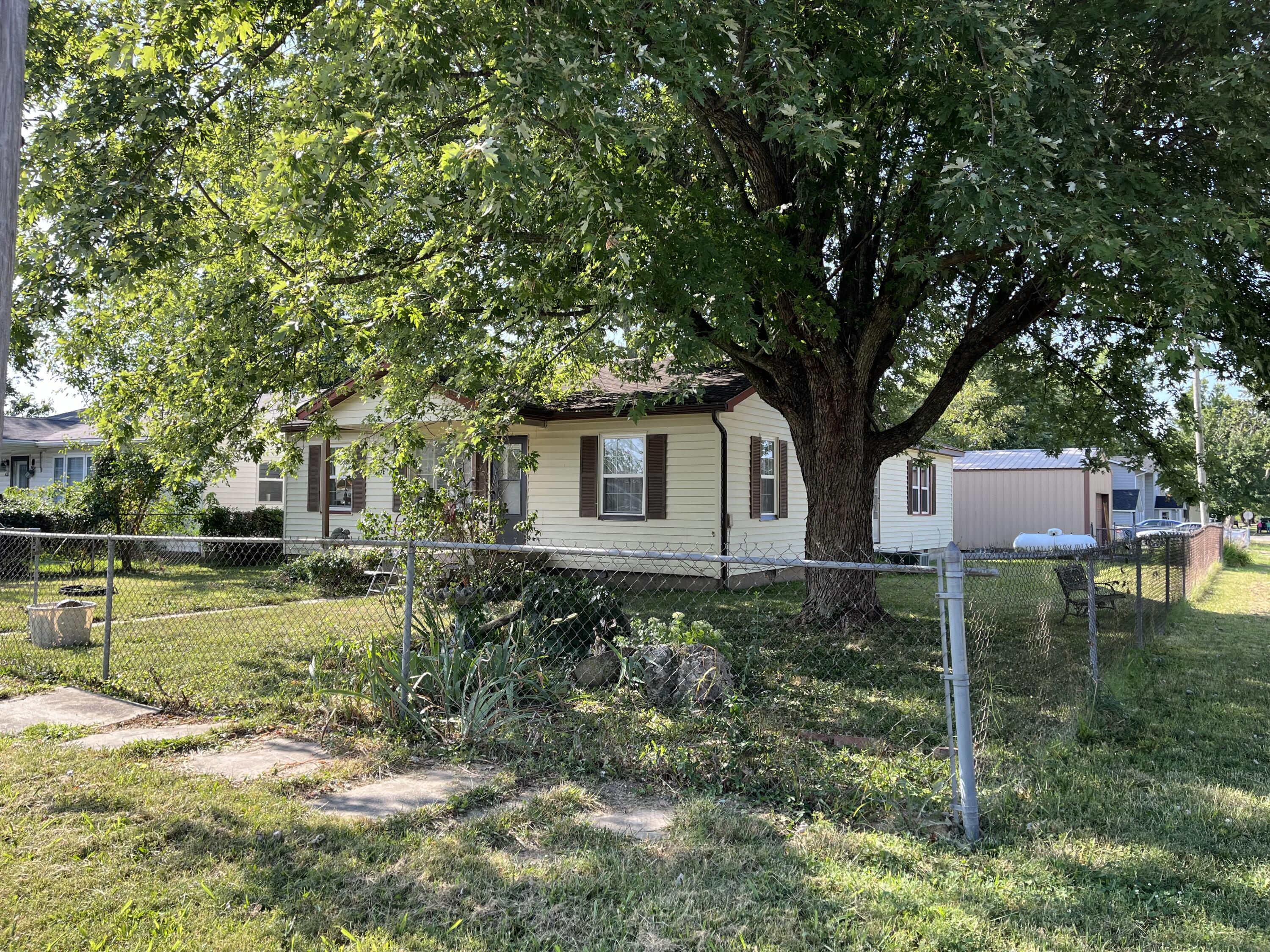424 West Park Street Property Photo 2