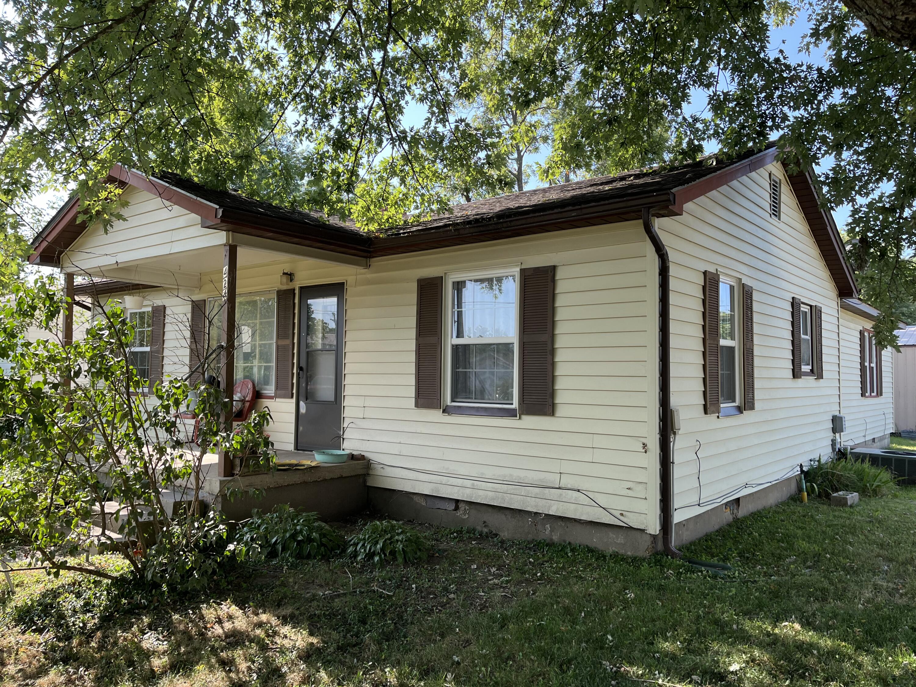 424 West Park Street Property Photo 3
