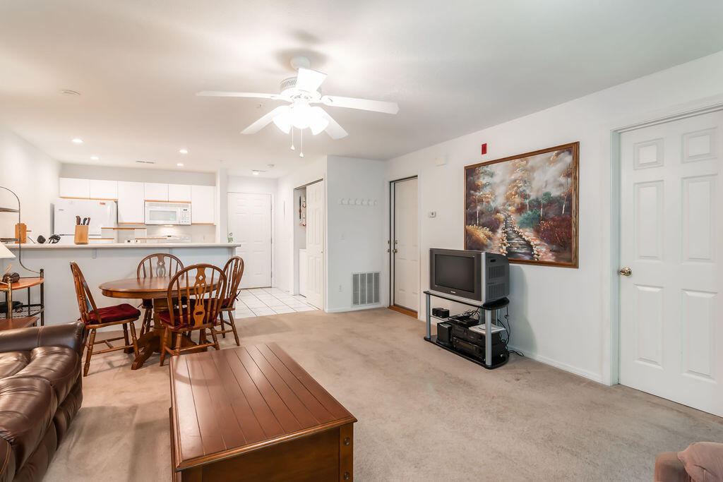 120 Spring Creek Court Property Photo 14