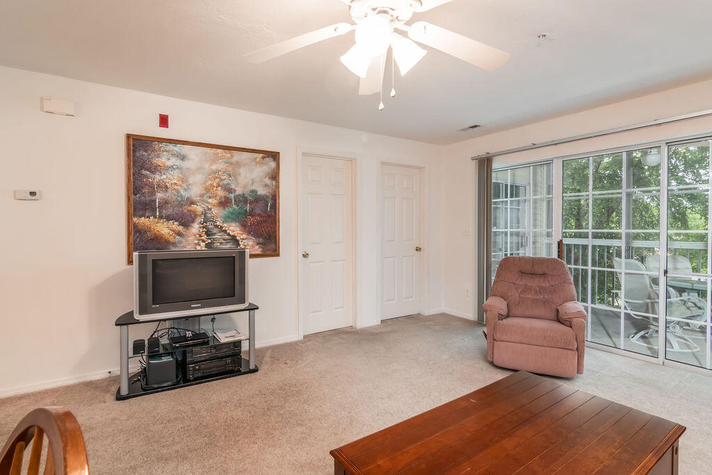 120 Spring Creek Court Property Photo 15
