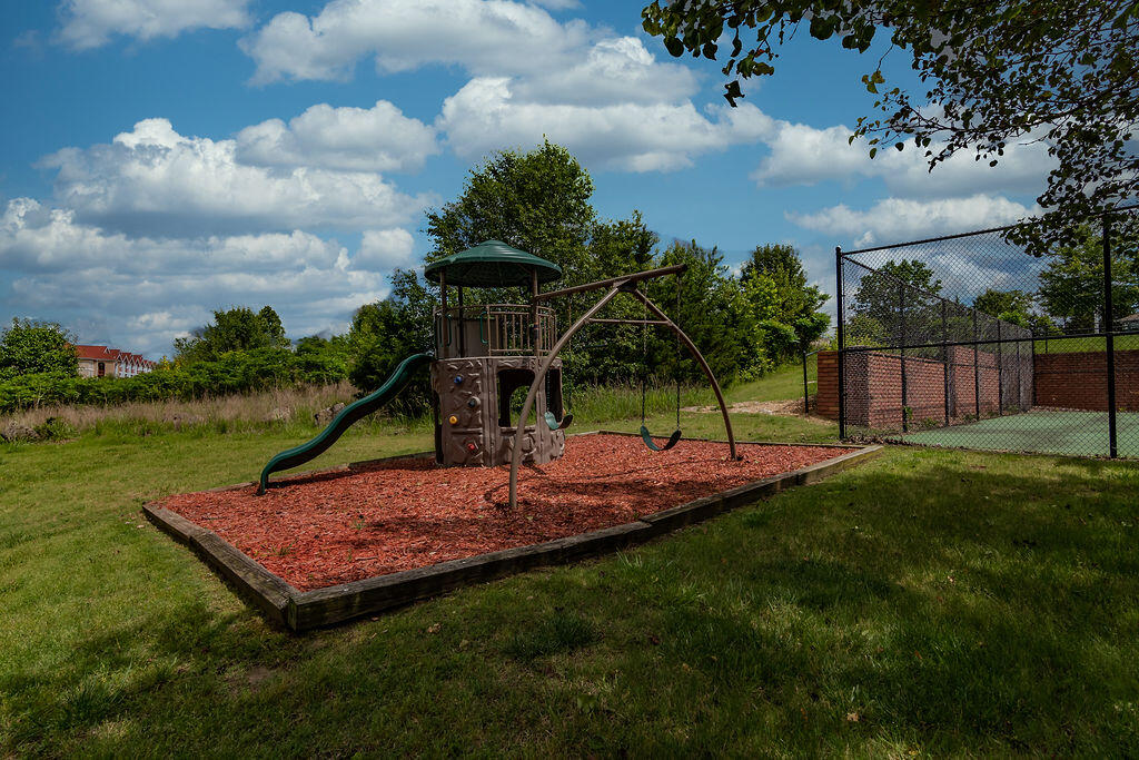 120 Spring Creek Court Property Photo 27