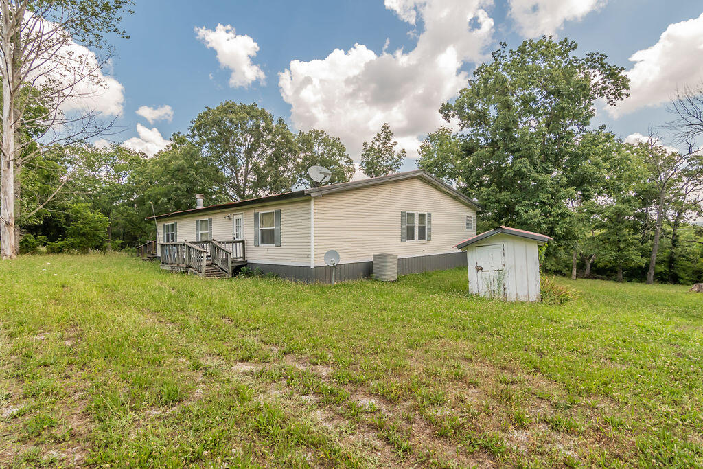 1688 Wooley Creek Road Property Photo 8