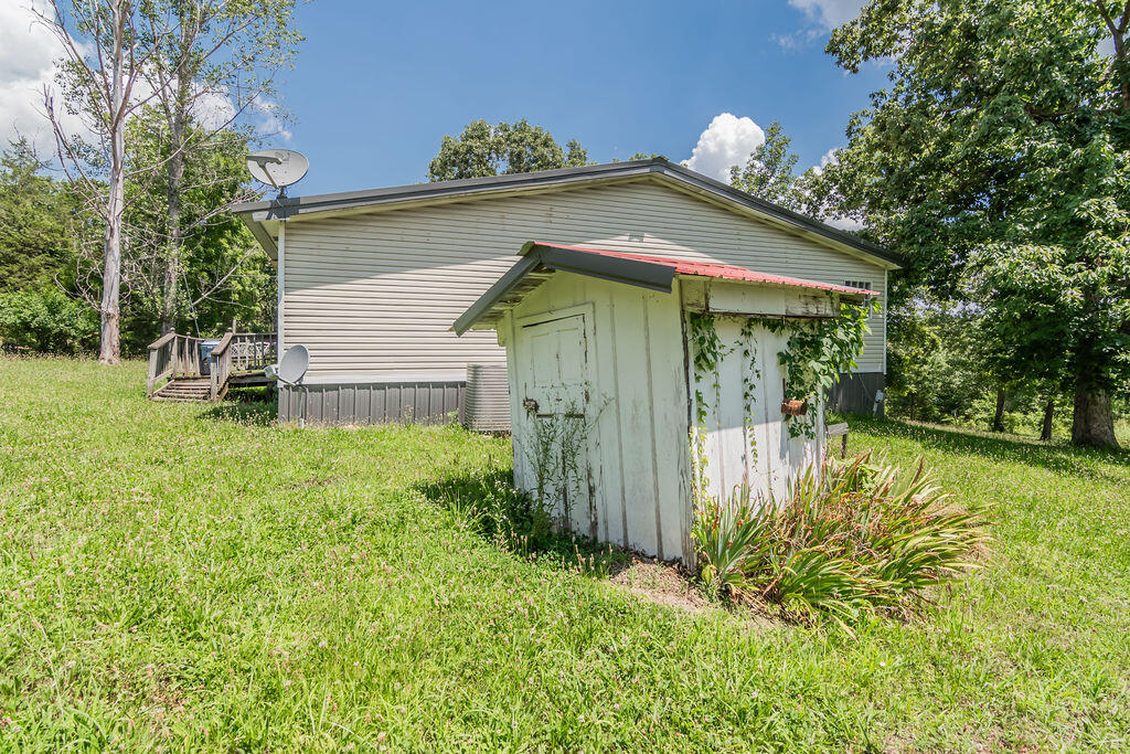 1688 Wooley Creek Road Property Photo 38