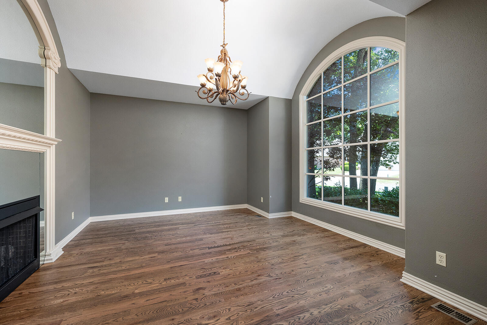 5308 South Lexington Avenue Property Photo 2