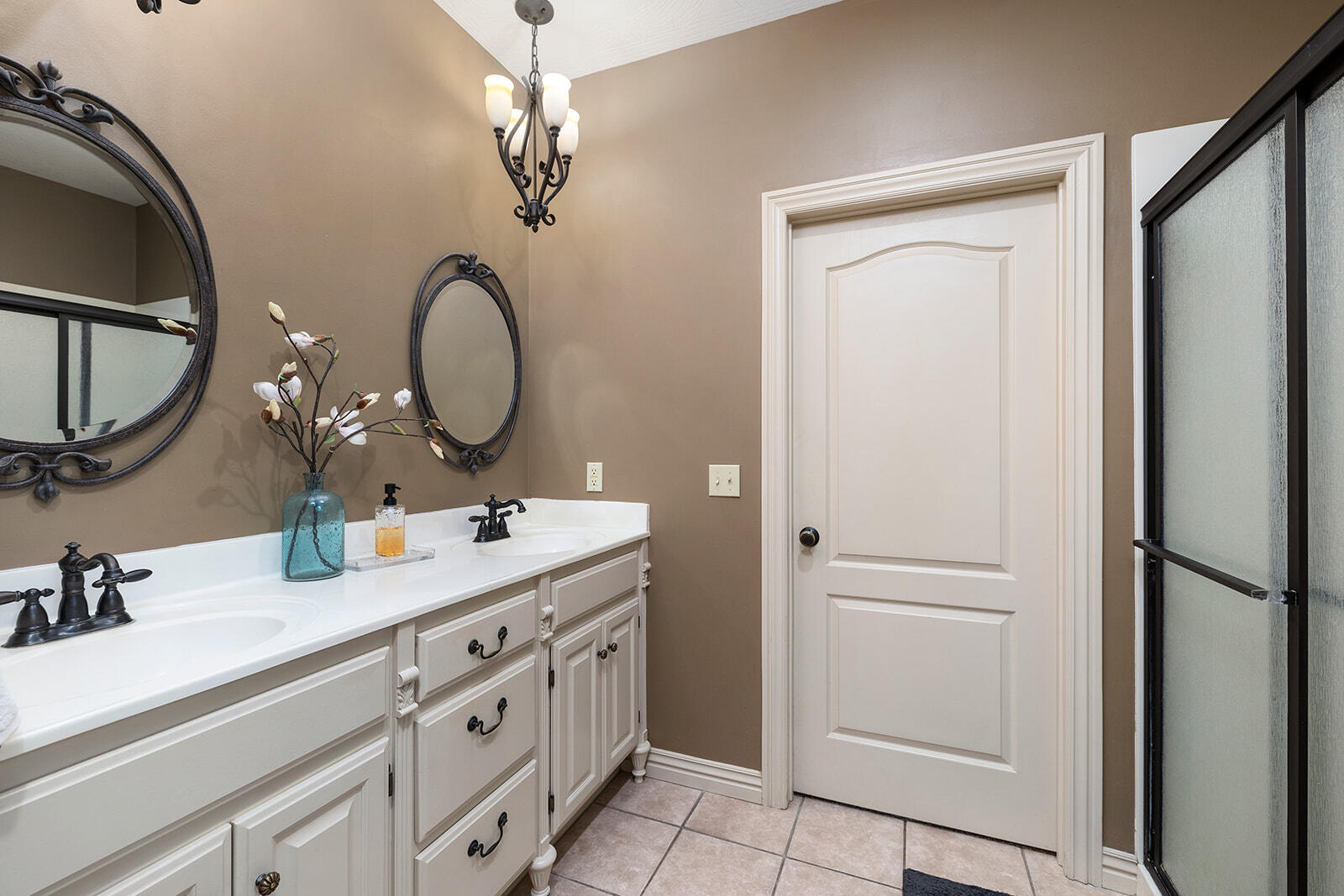 5308 South Lexington Avenue Property Photo 18