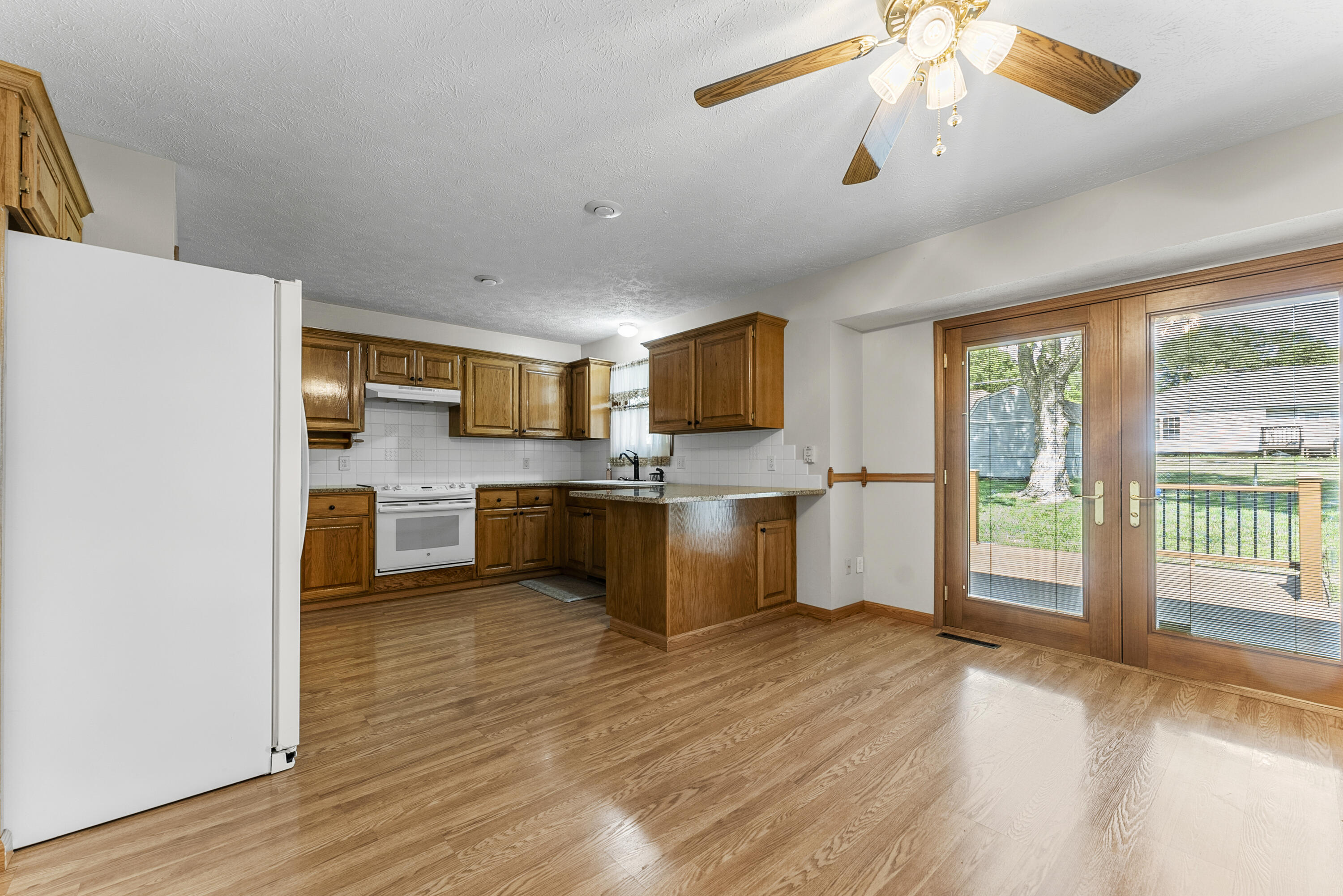 2816 North Washington Avenue Property Photo 9