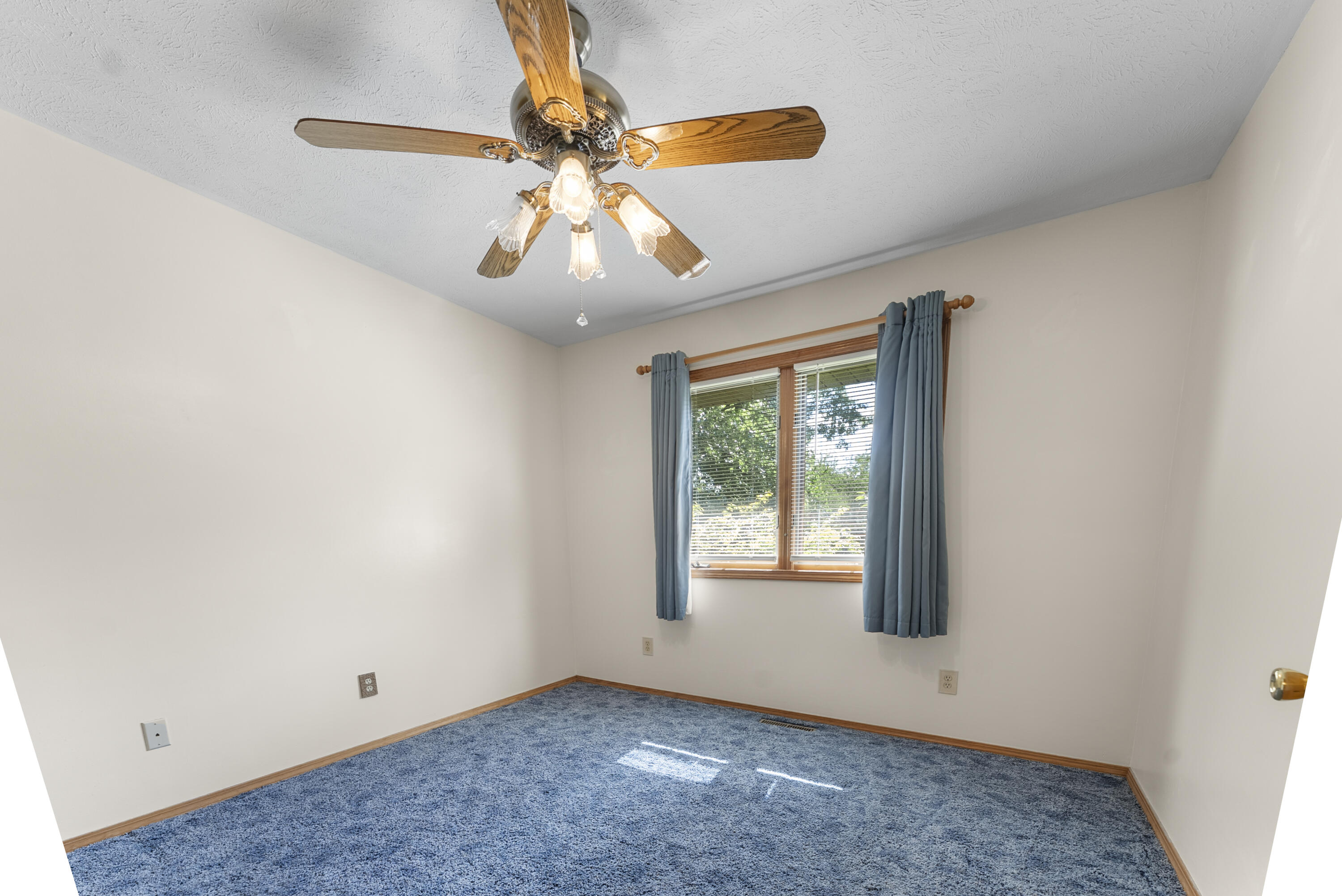 2816 North Washington Avenue Property Photo 14