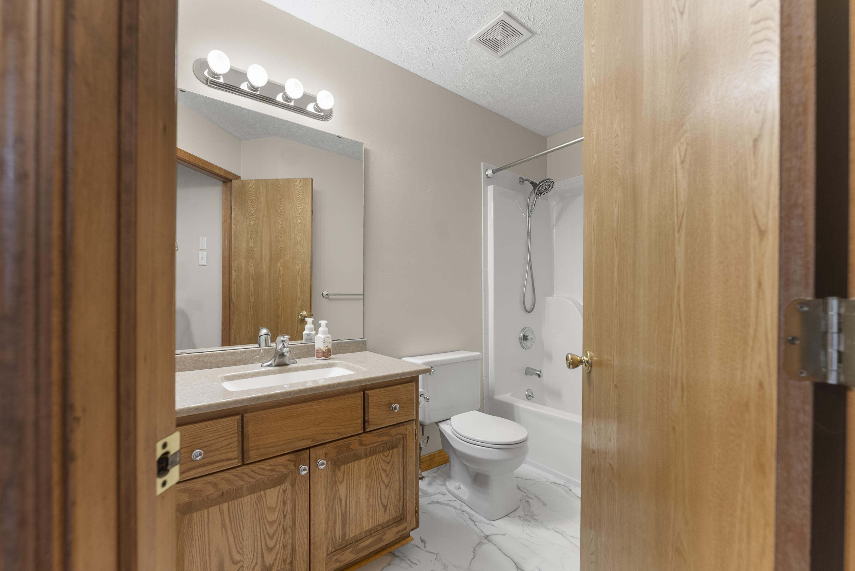 2816 North Washington Avenue Property Photo 17