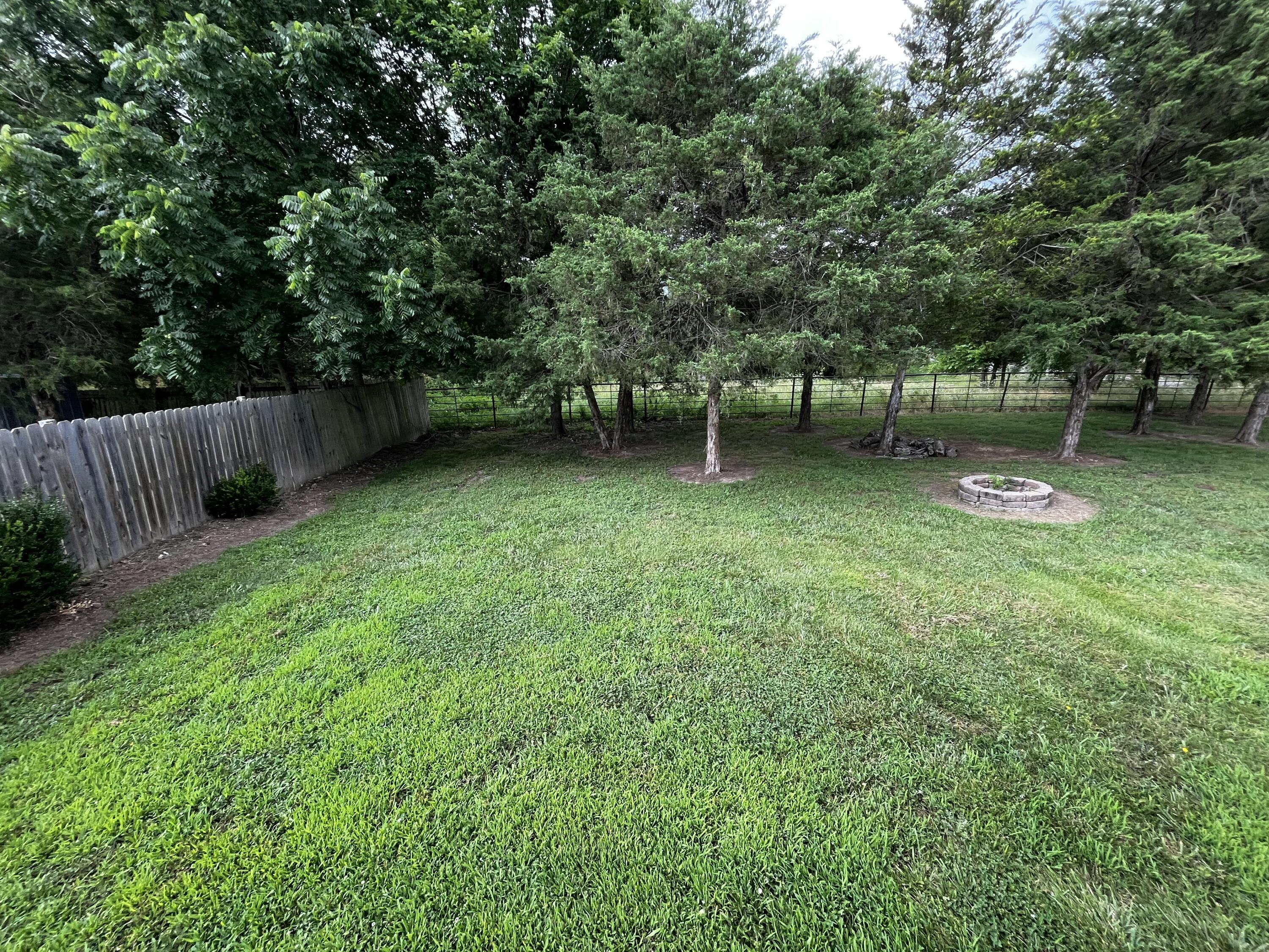 19353 Farm Road 1120 Property Photo 18