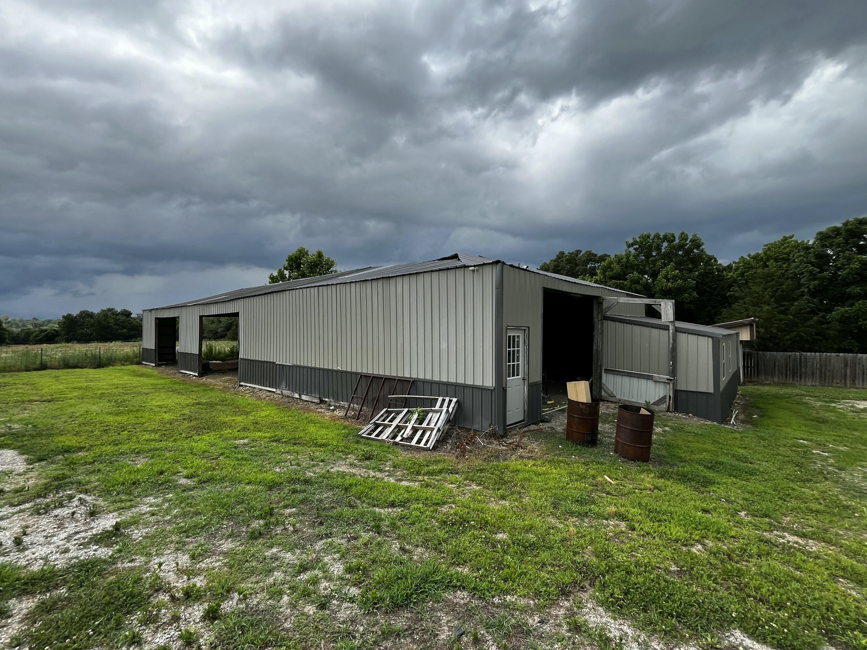 19353 Farm Road 1120 Property Photo 20