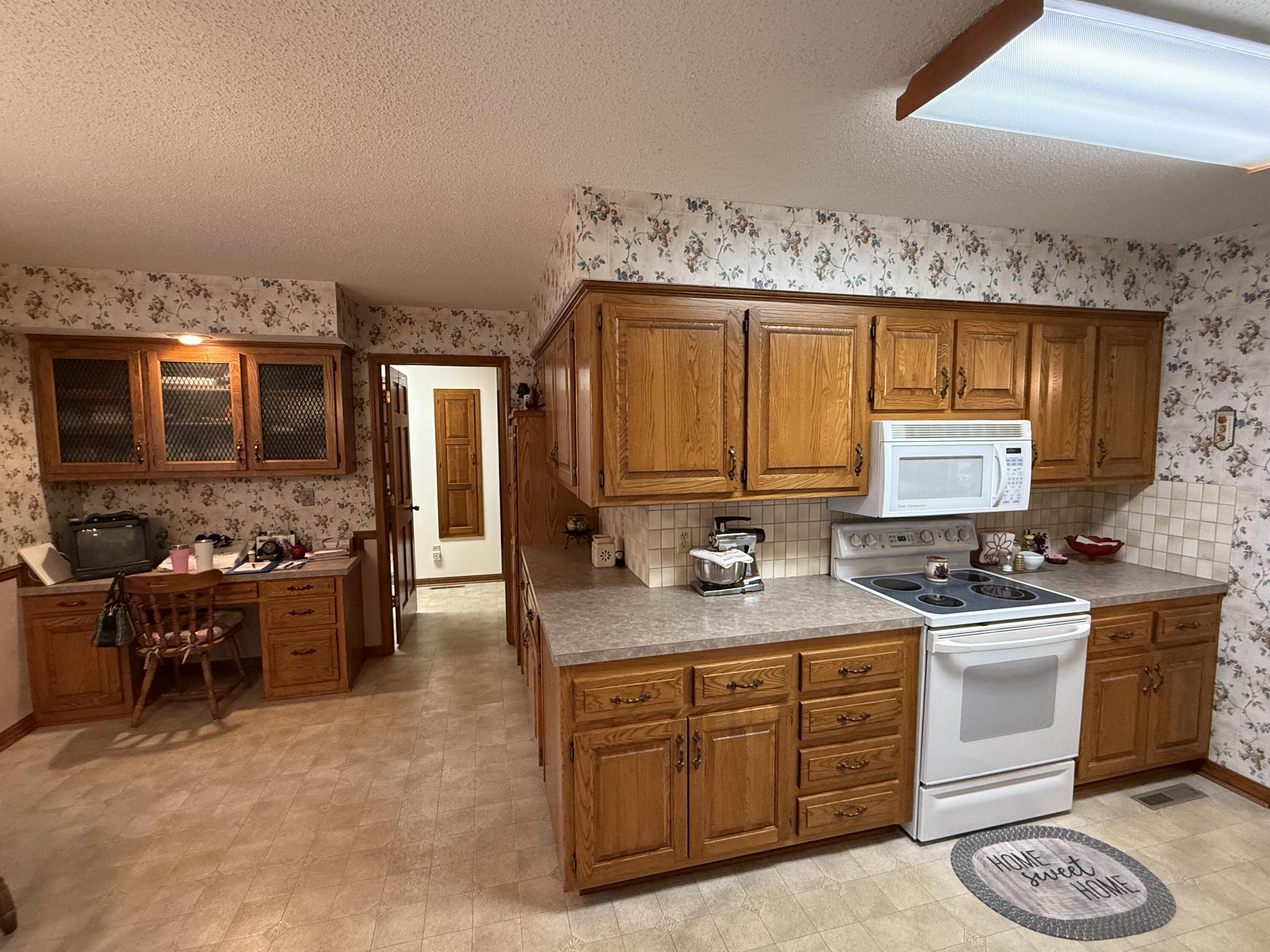 1810 East Jacqueline Street Property Photo 6