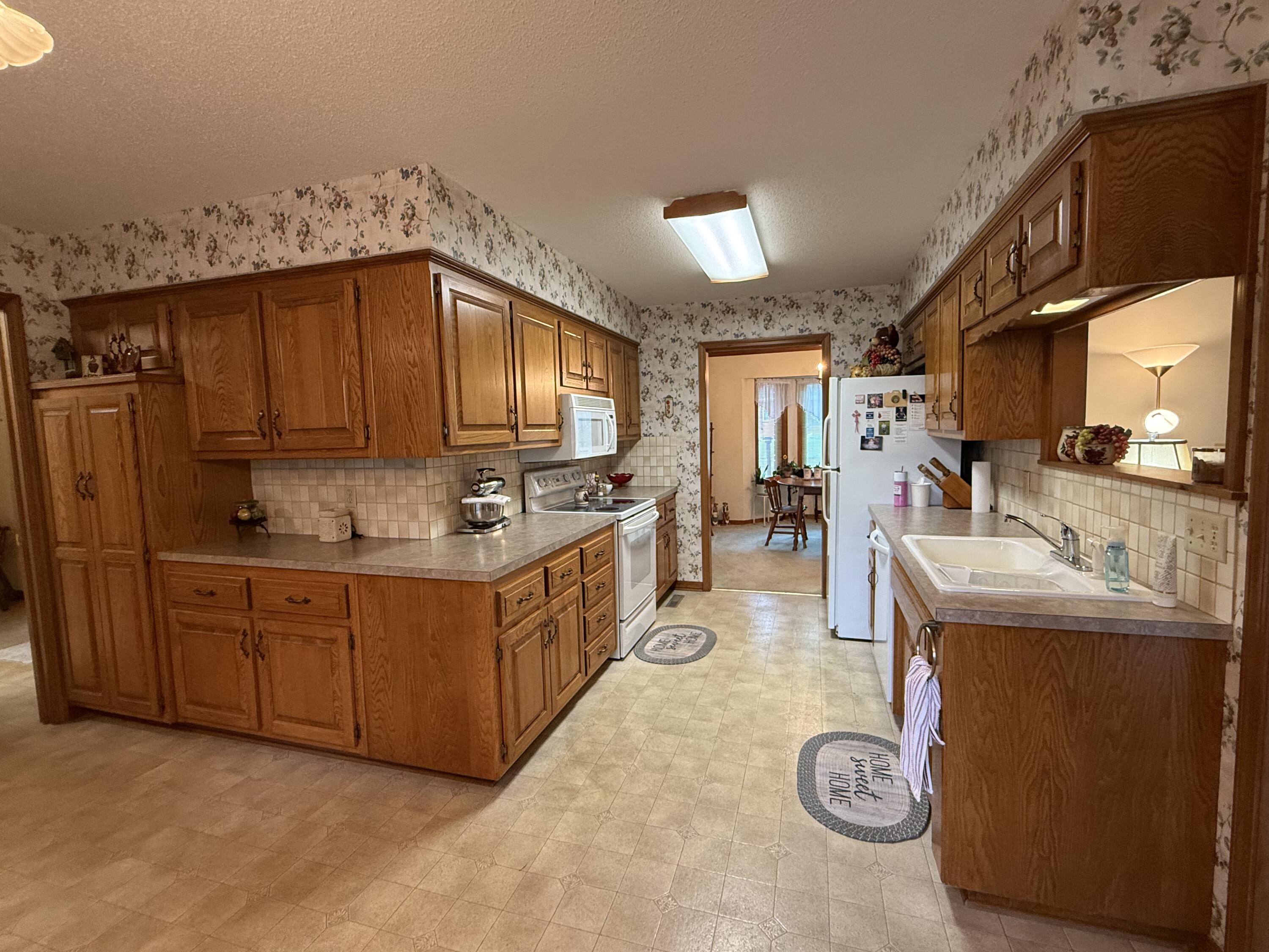 1810 East Jacqueline Street Property Photo 8