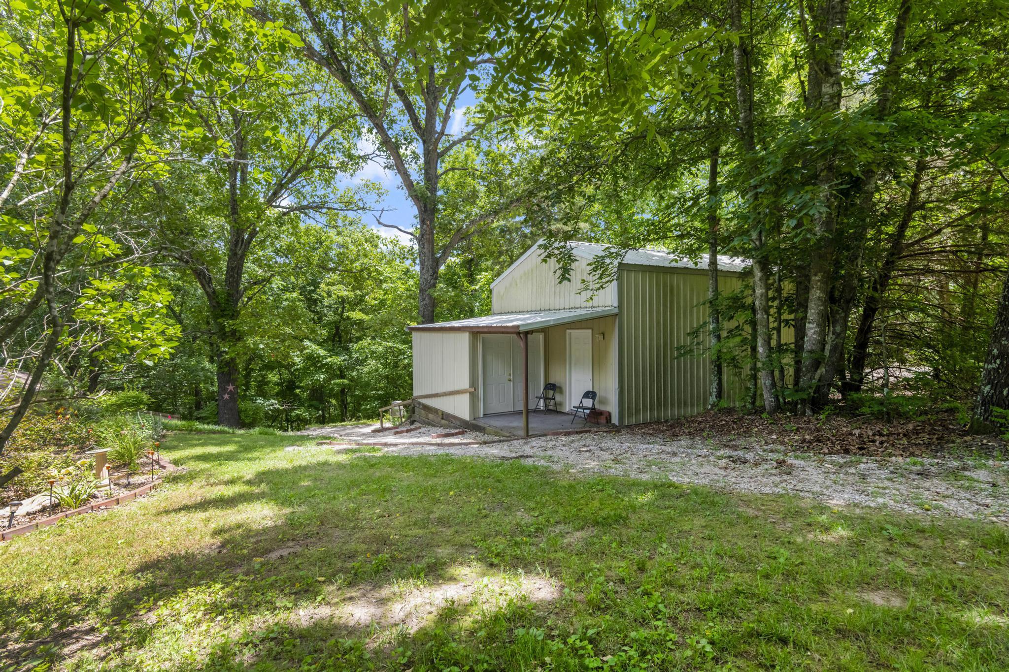 1228 Shire Circle Property Photo 6