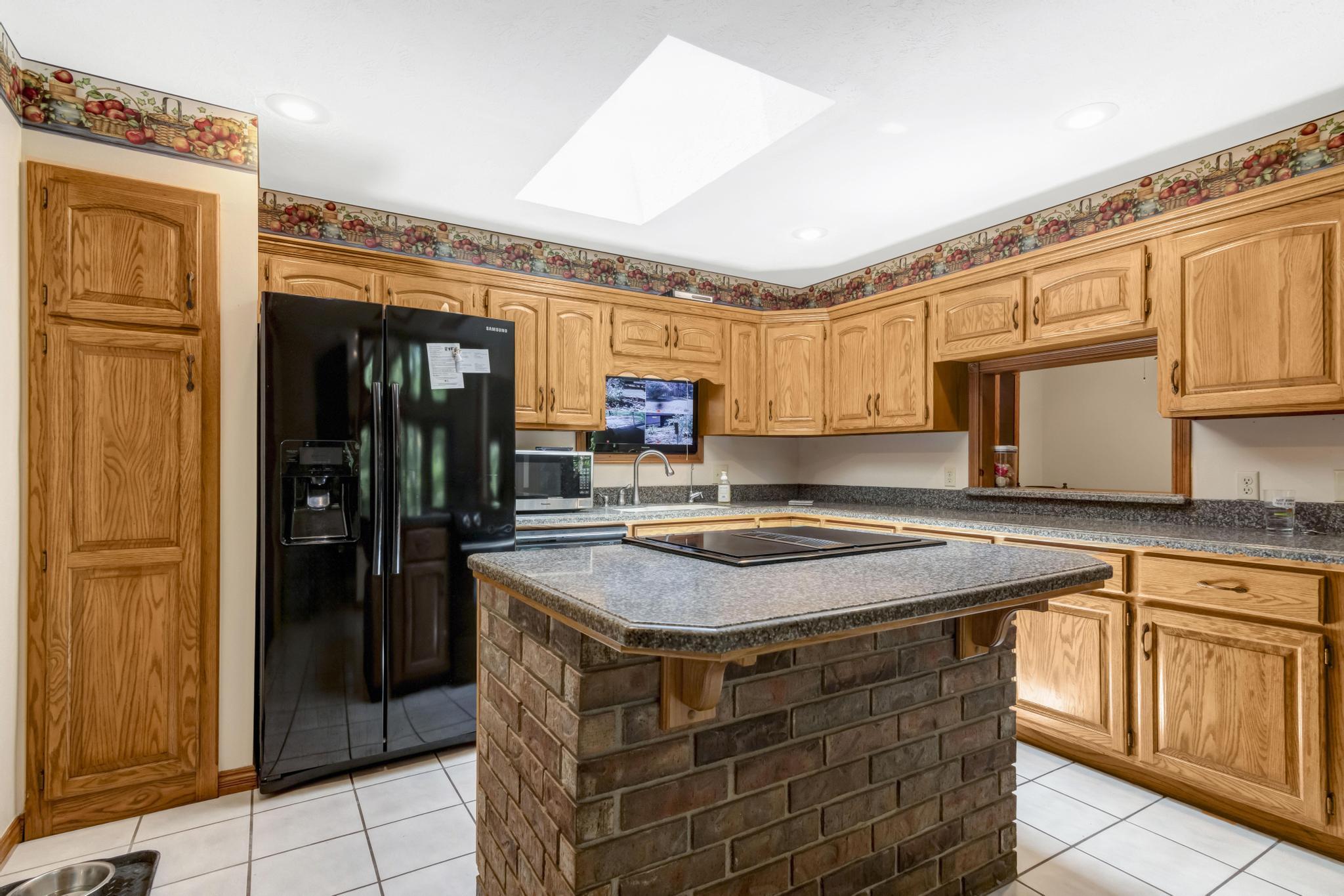 1228 Shire Circle Property Photo 15