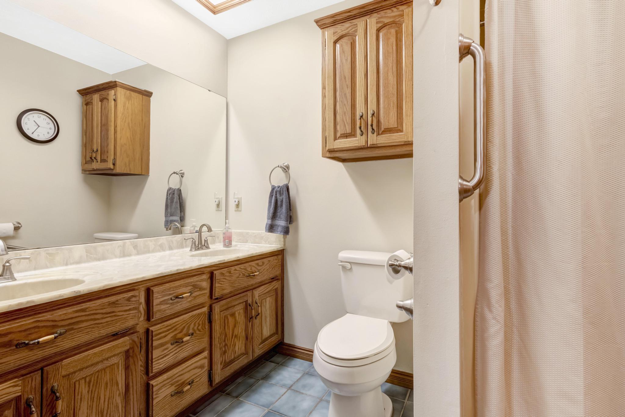 1228 Shire Circle Property Photo 21