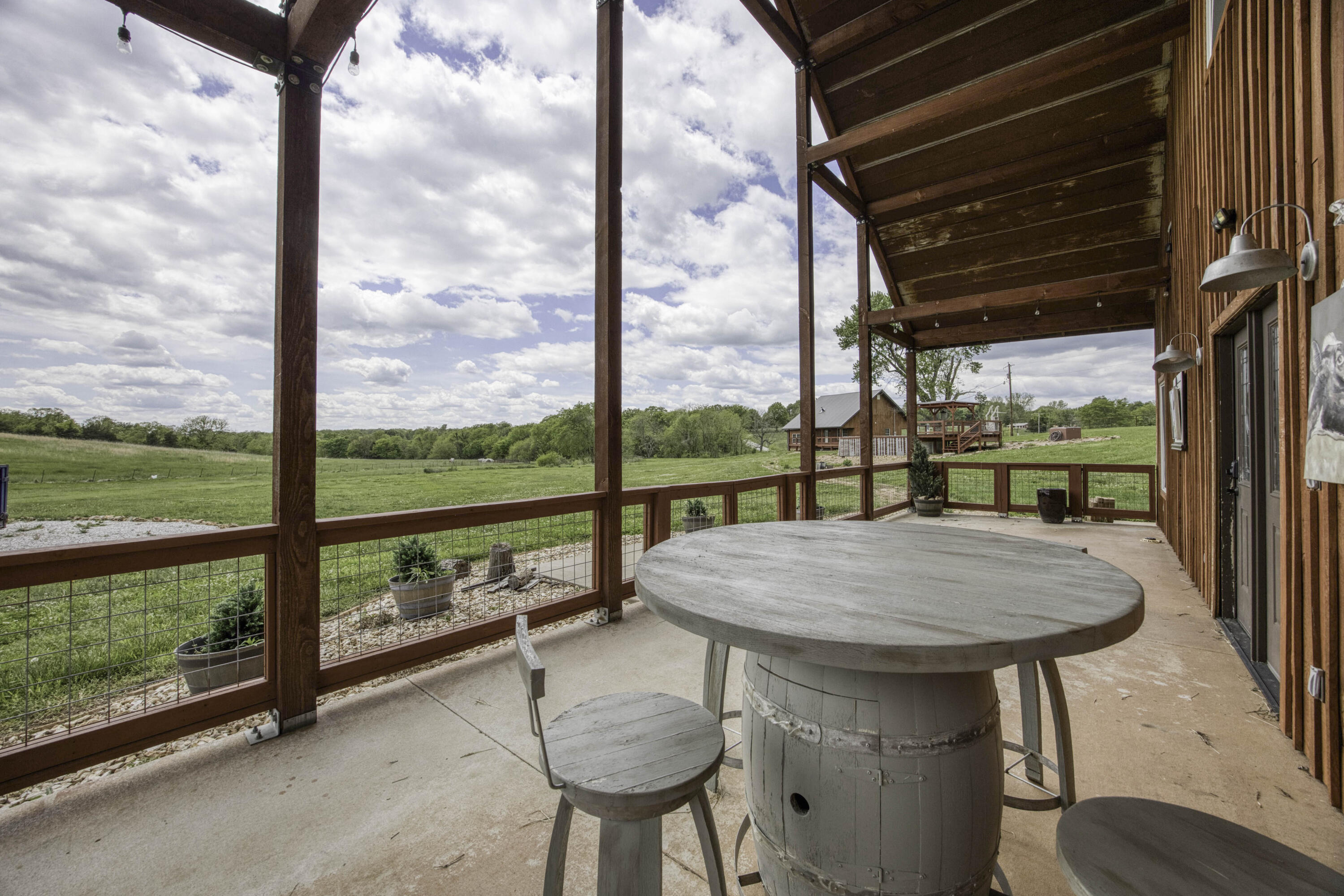 12132 West Farm Road 18 Property Photo 9