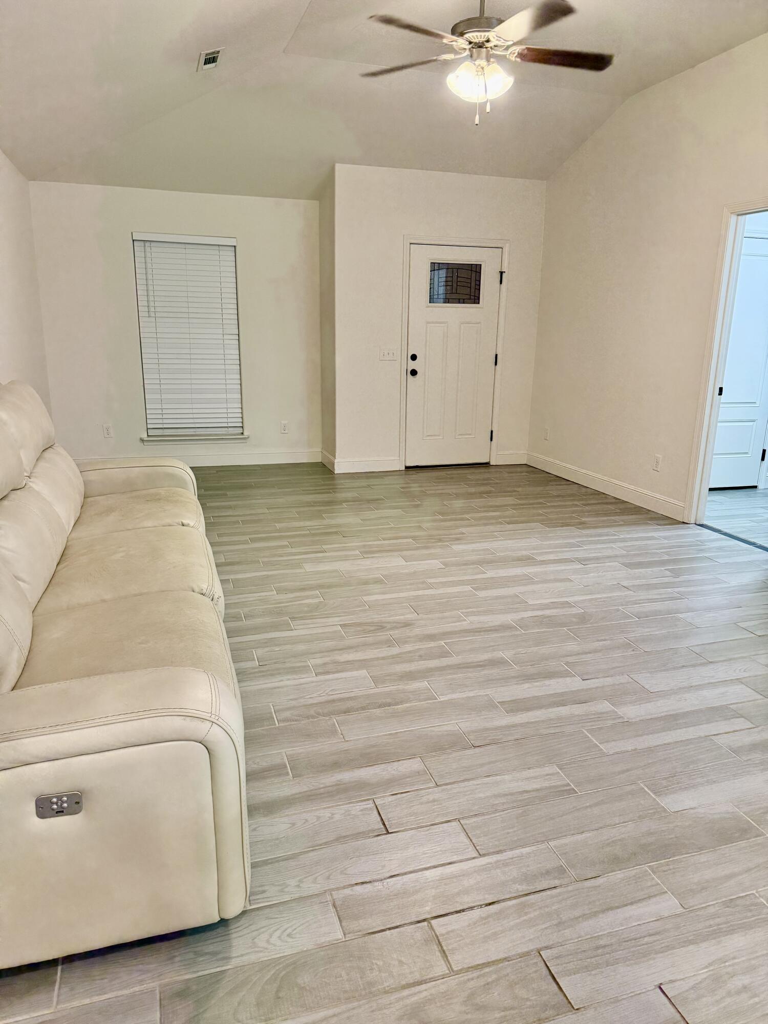 2010 Mia Faith Place Property Photo 2