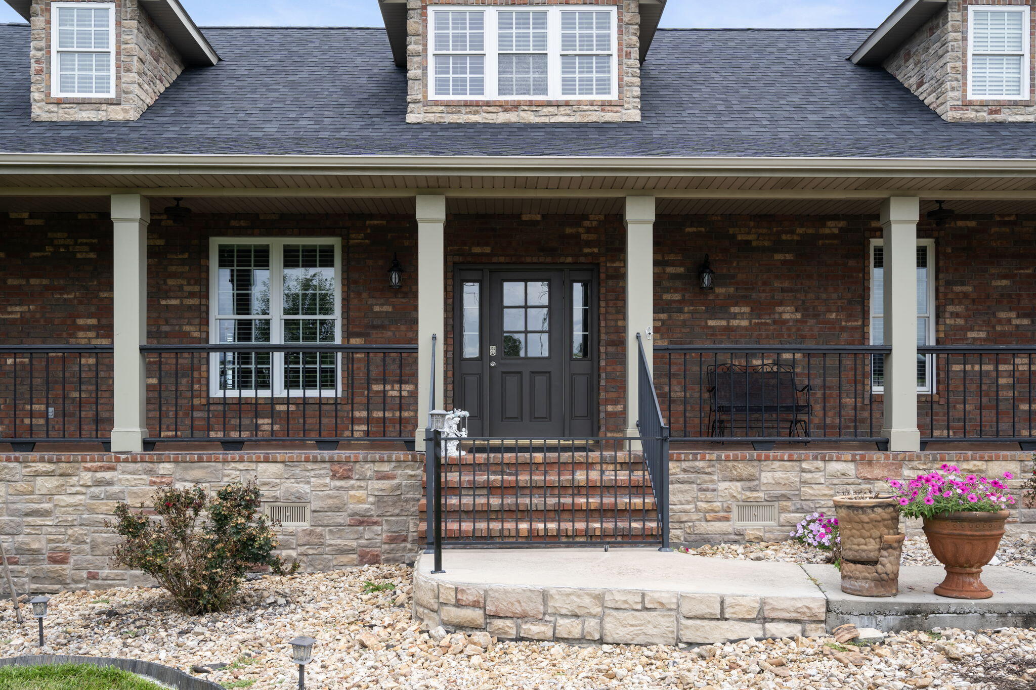 358 Spring View Place Property Photo 10