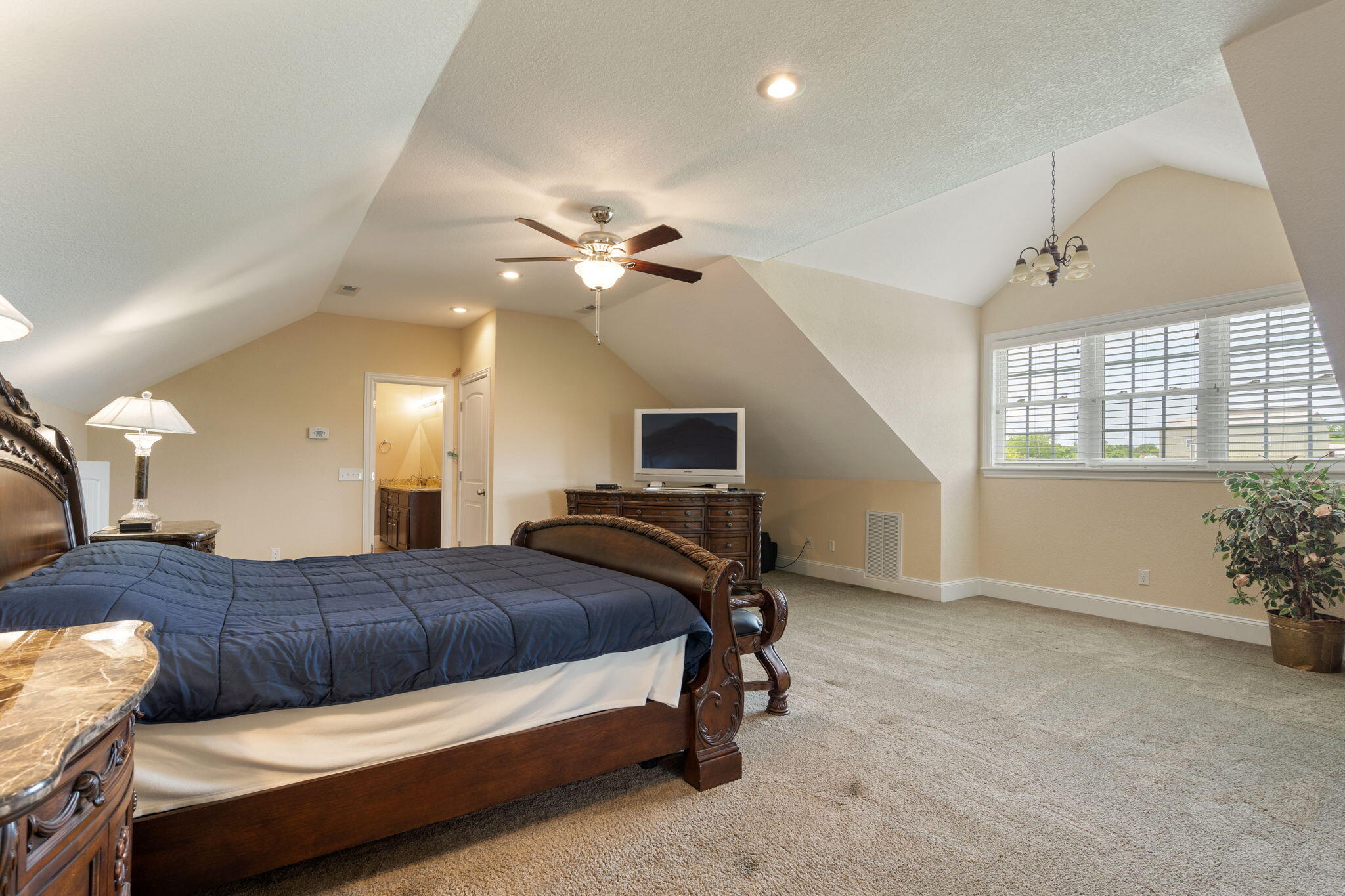 358 Spring View Place Property Photo 48