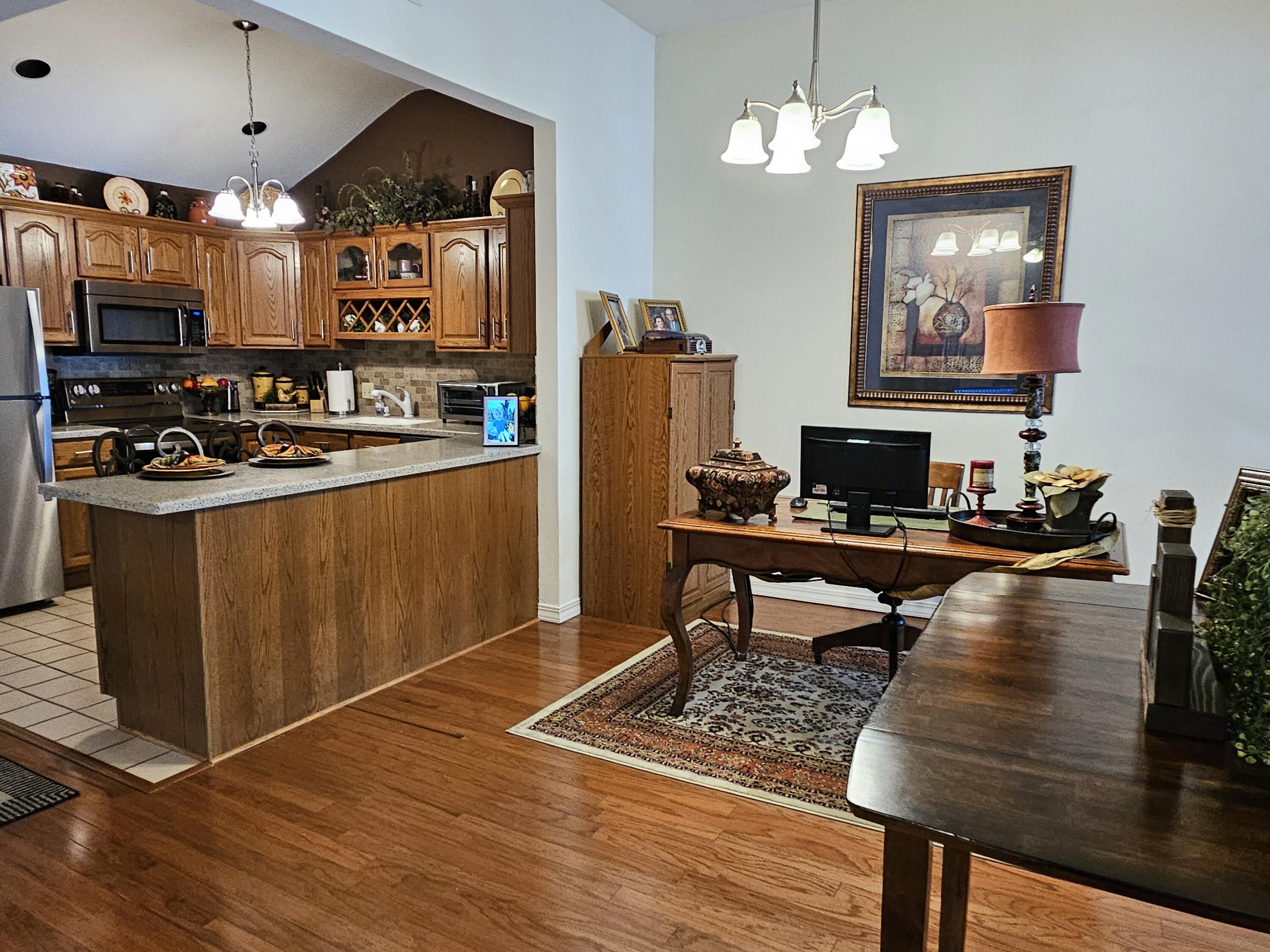 7832 Cozy Cove Road Property Photo 12
