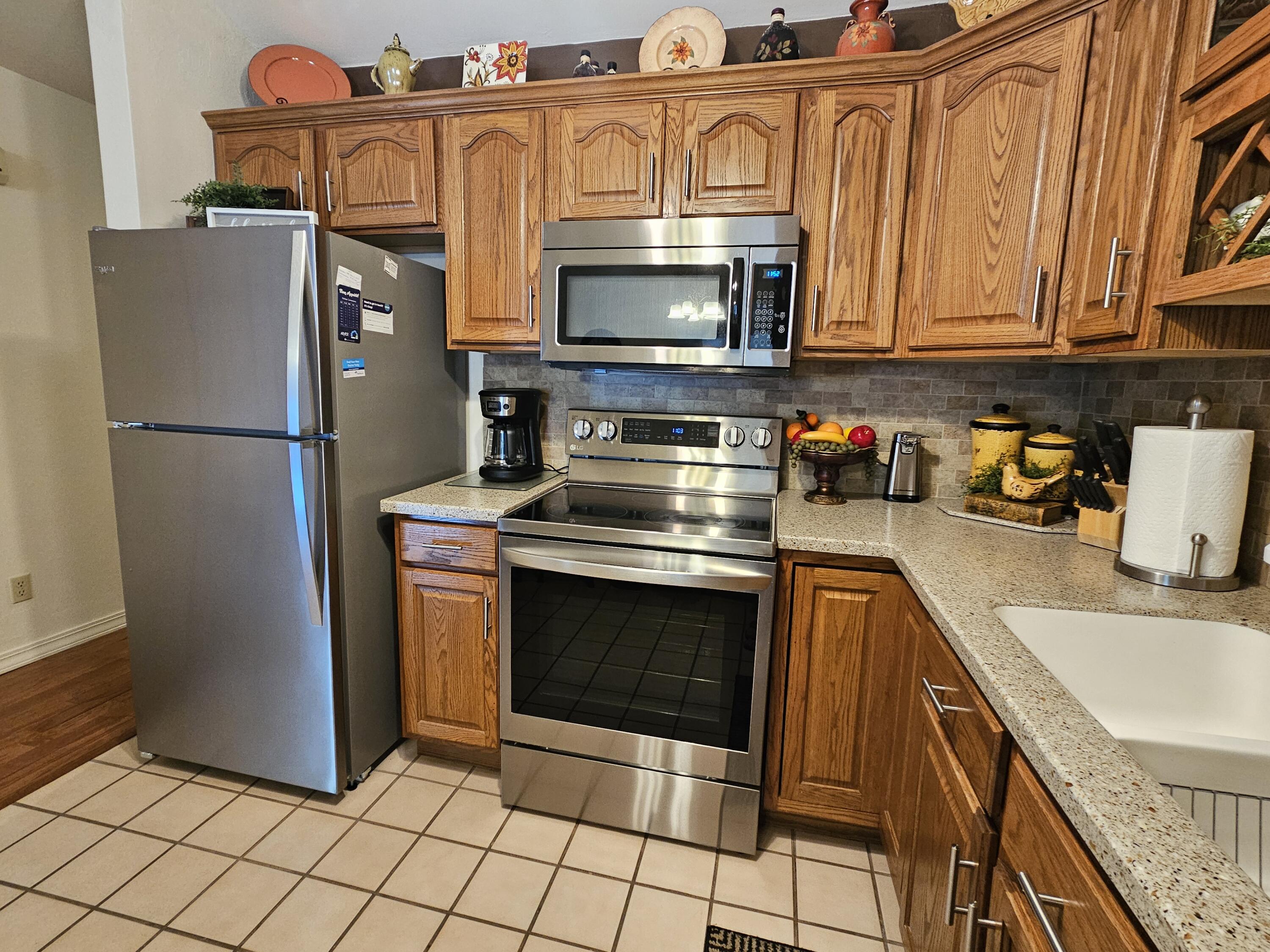 7832 Cozy Cove Road Property Photo 18