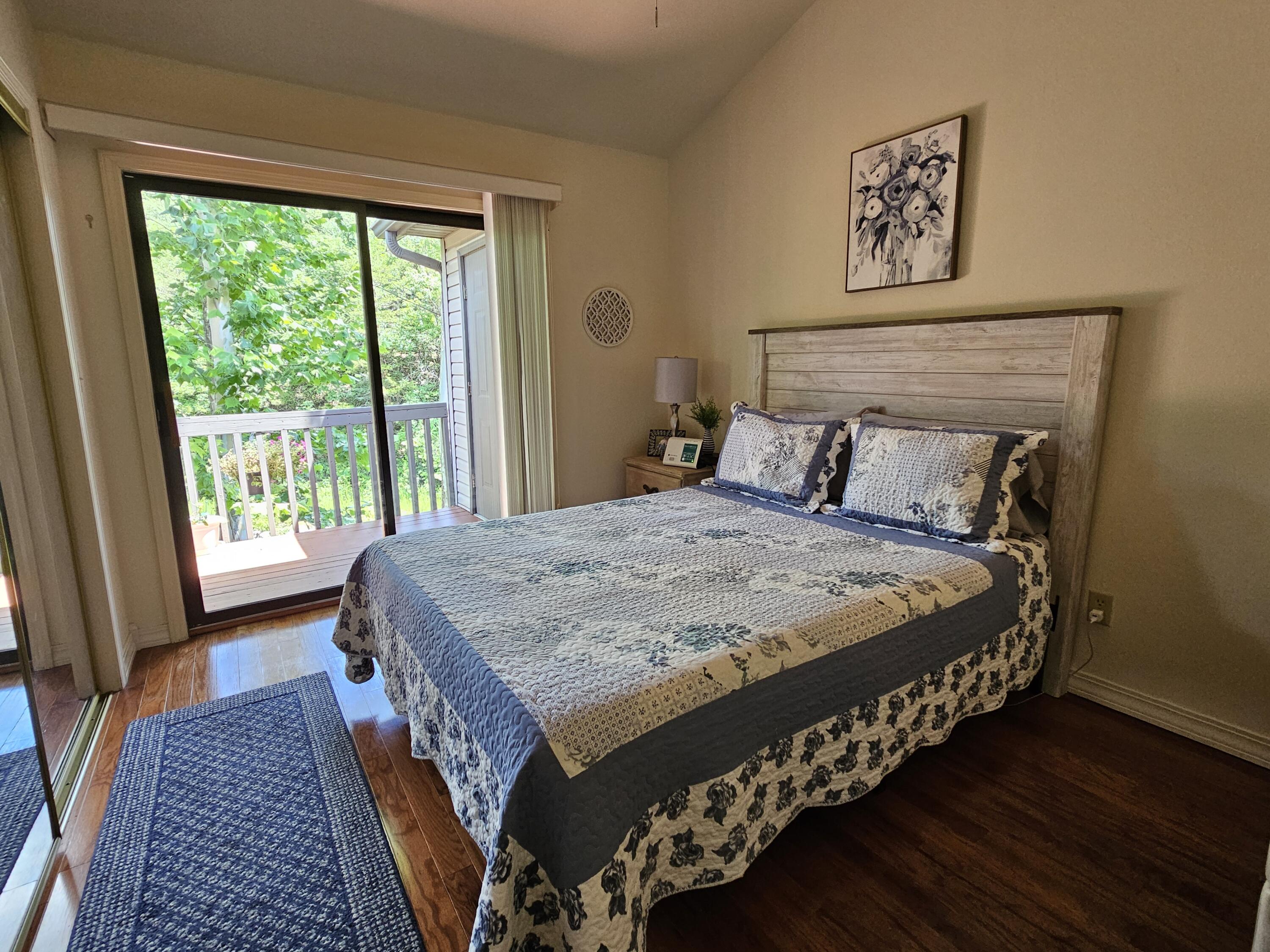 7832 Cozy Cove Road Property Photo 22