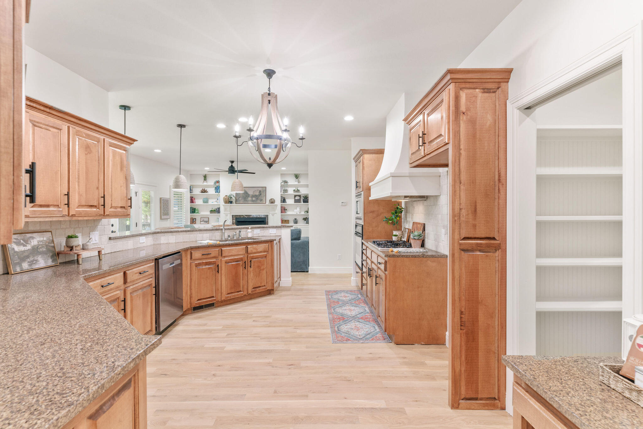 1303 East Eaglegate Parkway Property Photo 15