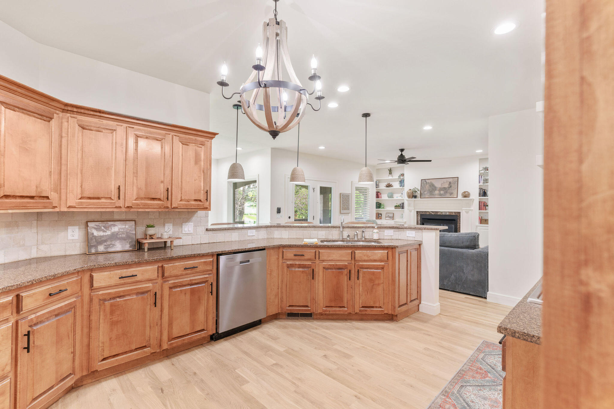 1303 East Eaglegate Parkway Property Photo 16