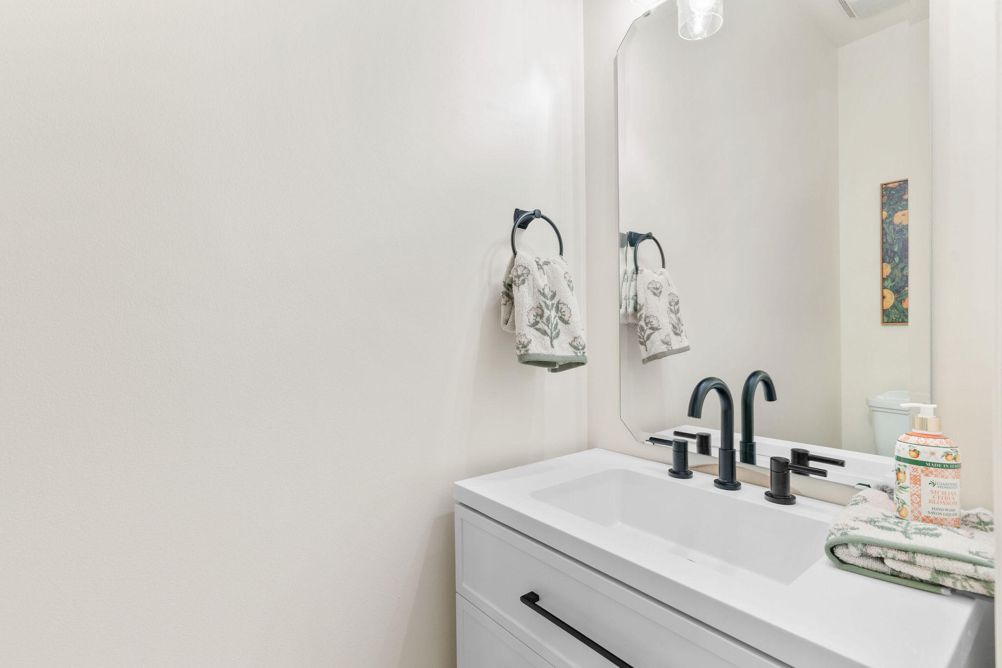 1303 East Eaglegate Parkway Property Photo 40
