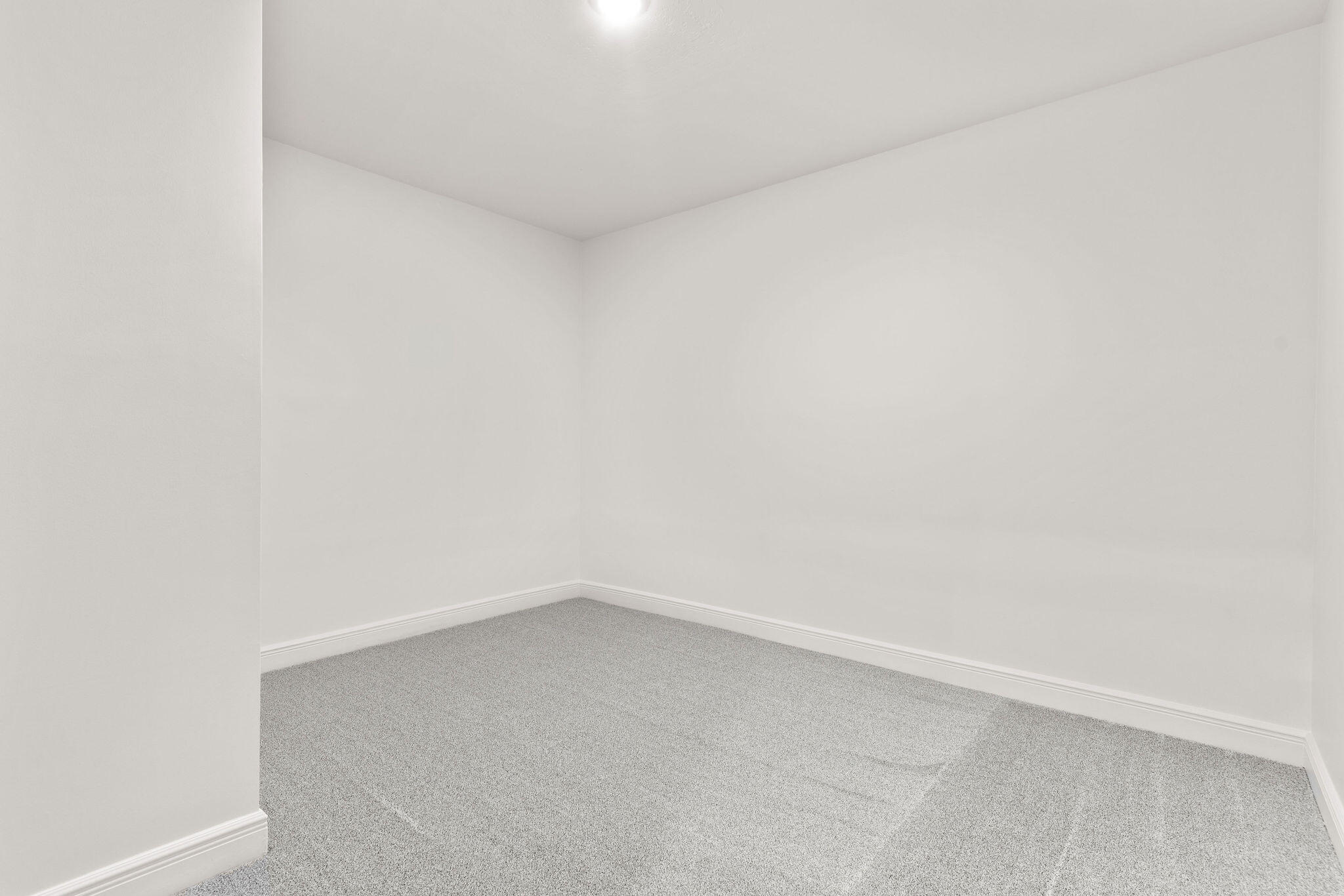 1303 East Eaglegate Parkway Property Photo 57