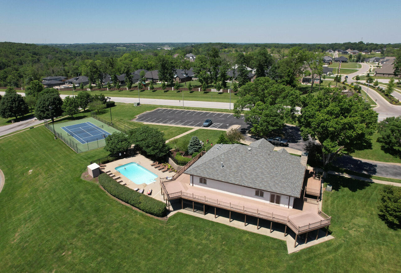 1303 East Eaglegate Parkway Property Photo 76