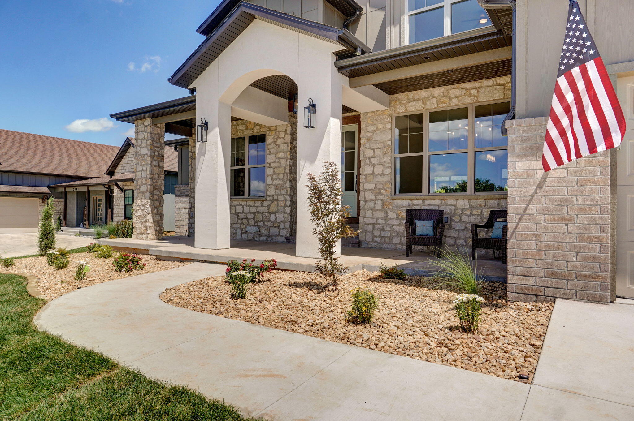 2111 East Will Street Property Photo 1