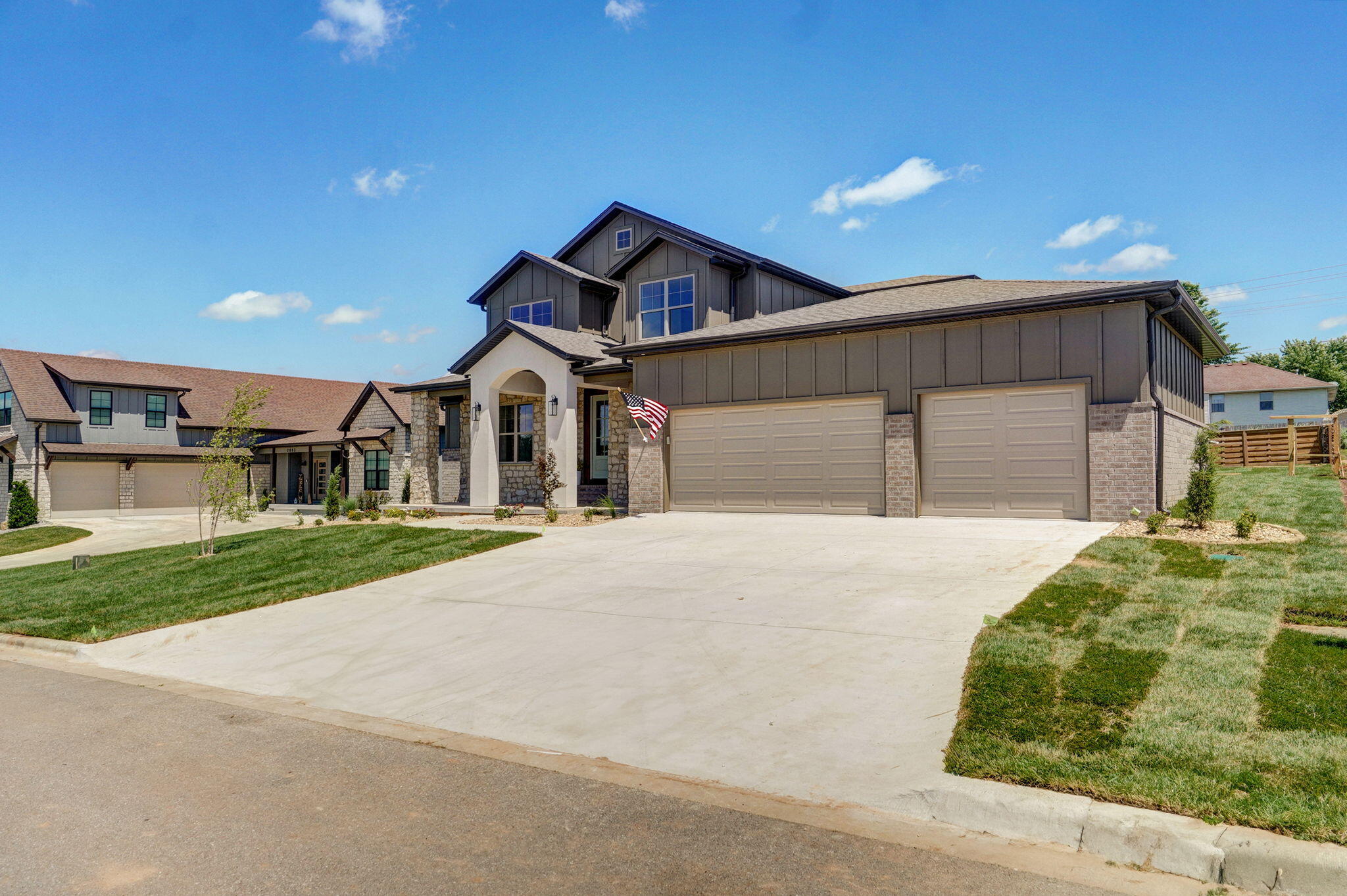 2111 East Will Street Property Photo 45