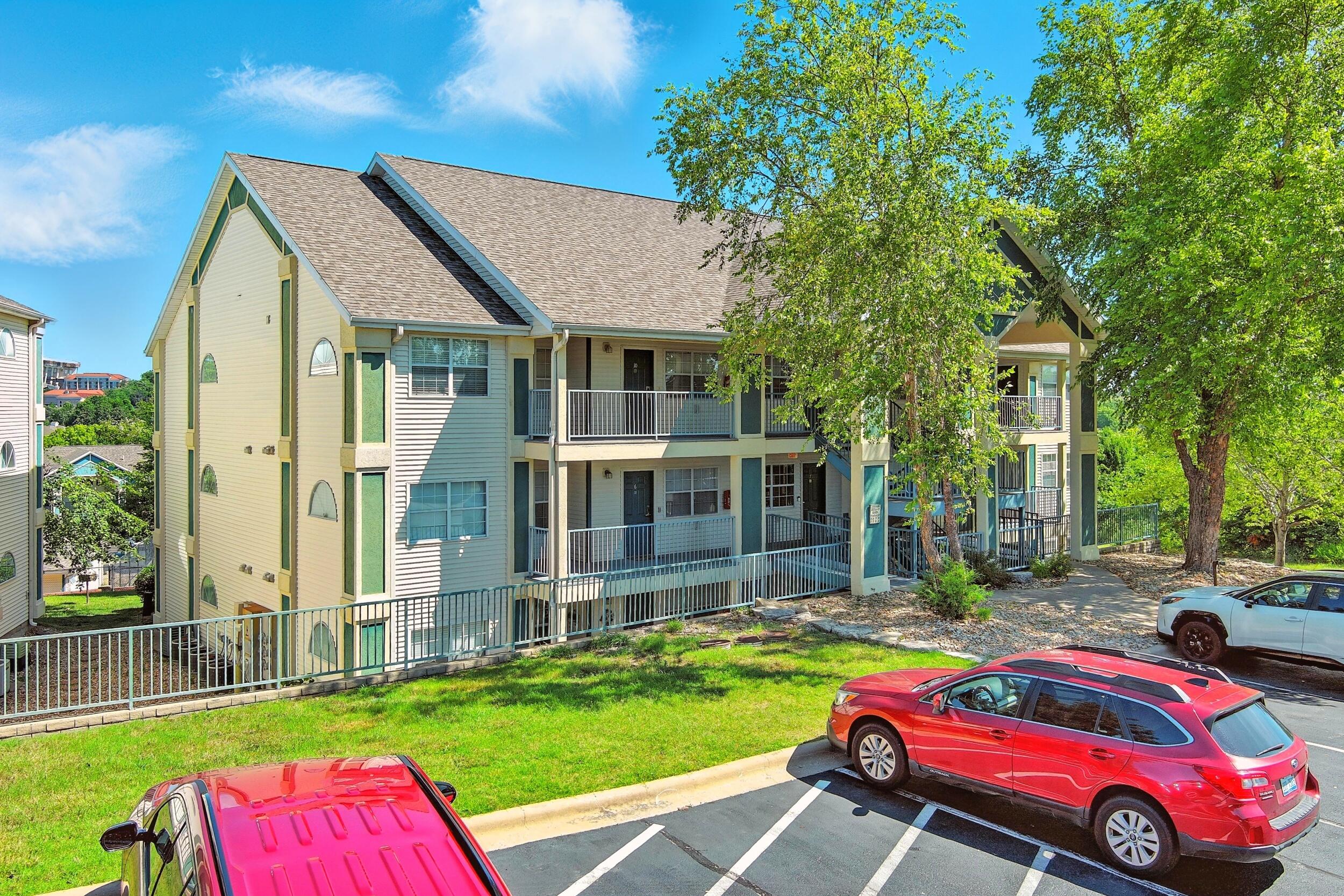 530 Spring Creek Court Property Photo 18