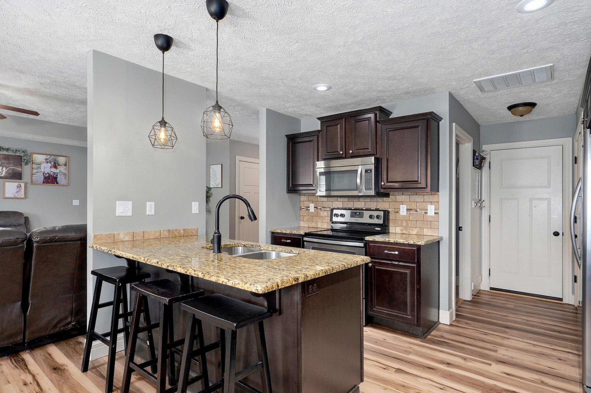 4531 West Somerset Drive Property Photo 11