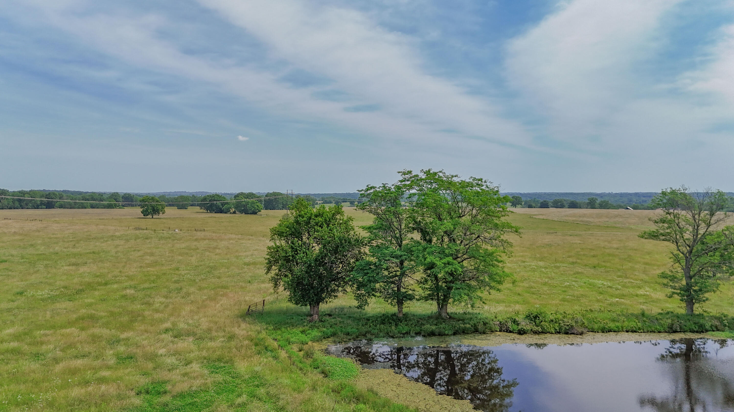 9661 East 1070 Road Property Photo 21