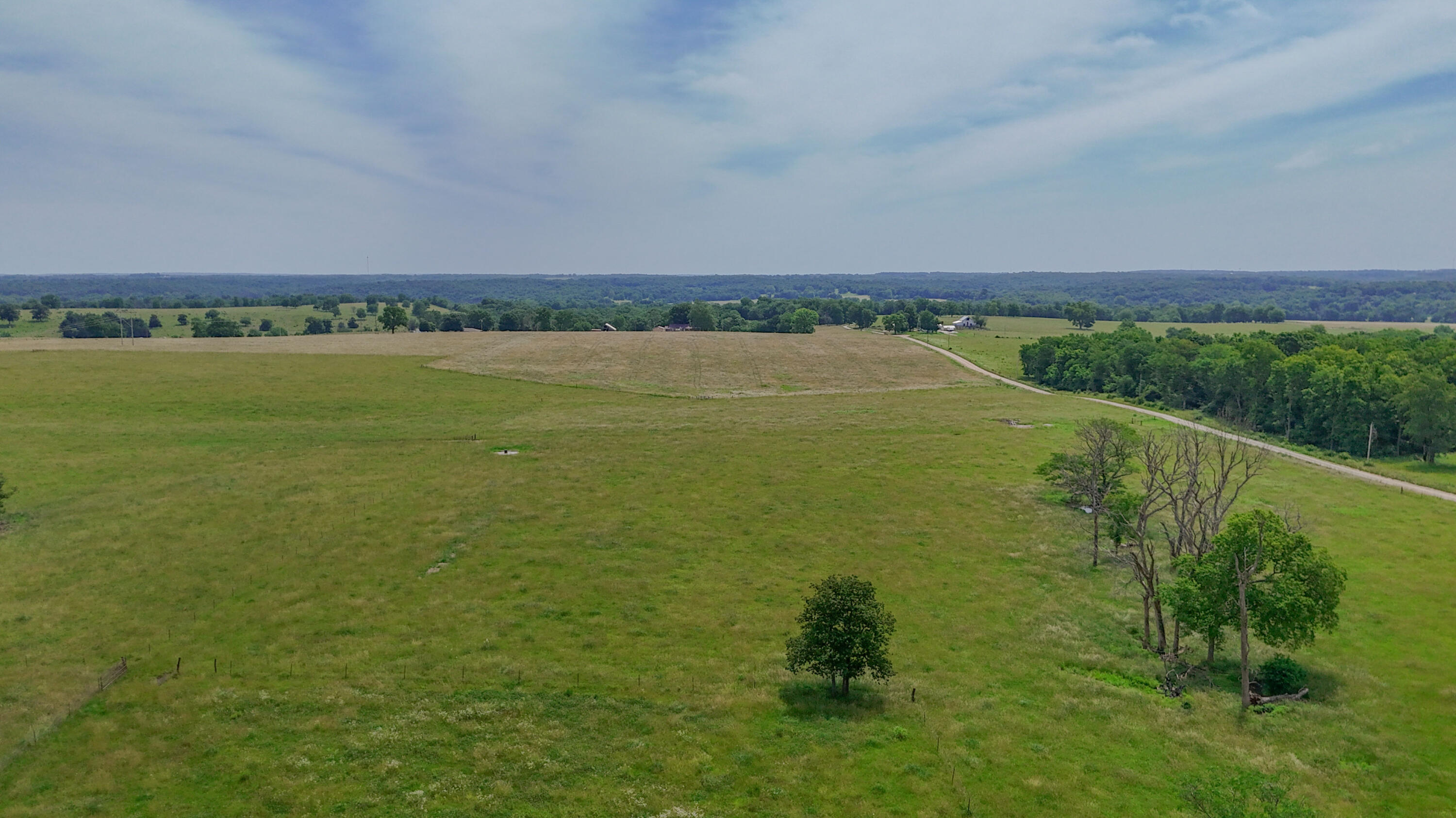 9661 East 1070 Road Property Photo 24
