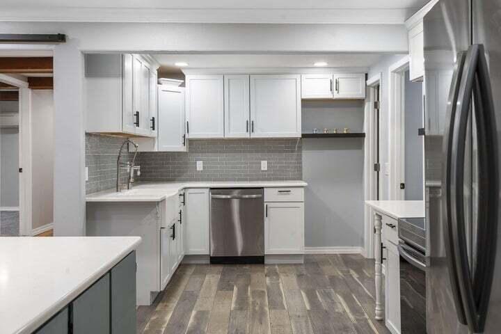 622 Lake Shore Drive Property Photo 7